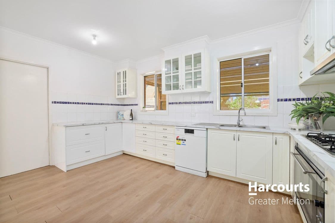 122 Market Road, WERRIBEE, VIC 3030, Werribee - Thumbnail 2