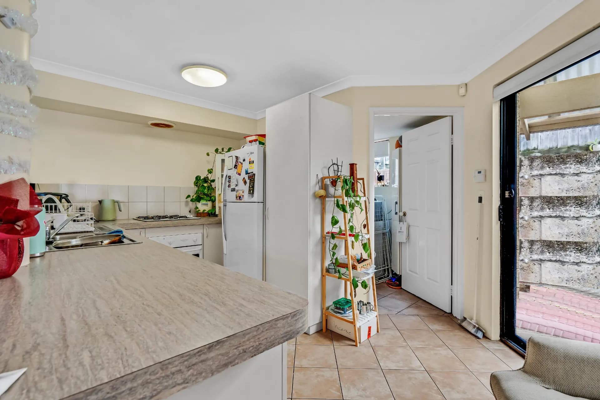 2/5 Wittenoom Street, Bunbury., Bunbury - Thumbnail 4