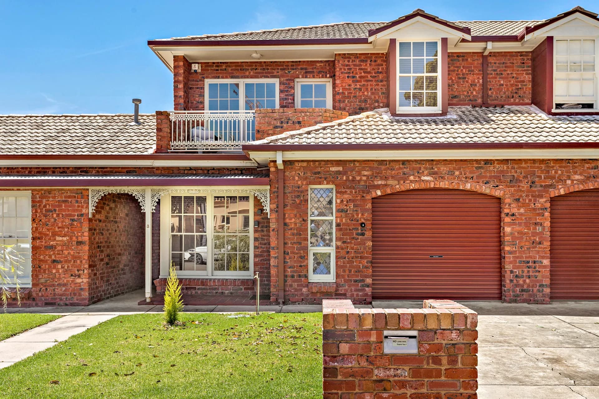 3/28-30 Nile Street, Glenelg., Glenelg - Image 1