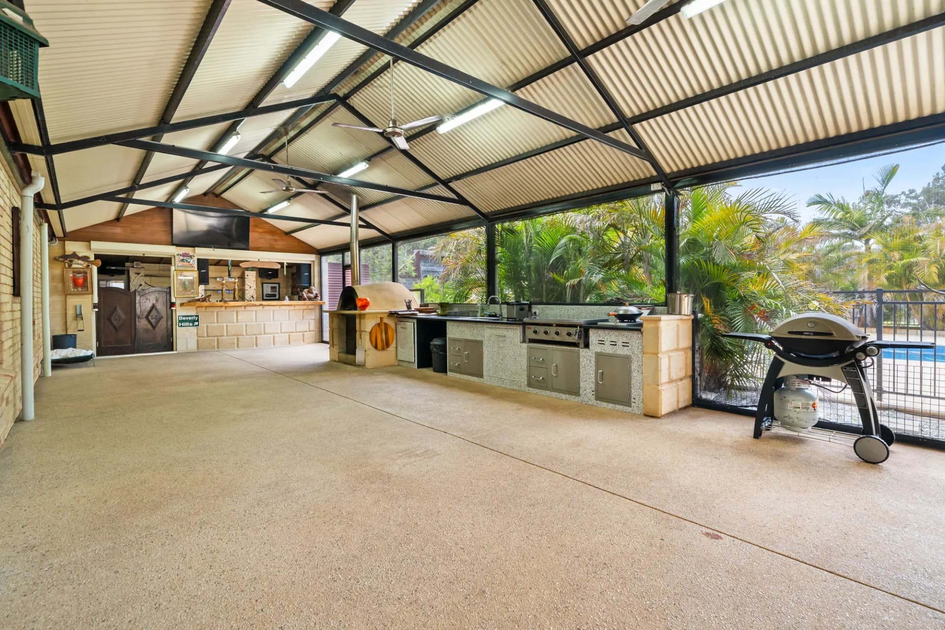 13 Tuart Close, Stake Hill., Stake Hill - Thumbnail 2