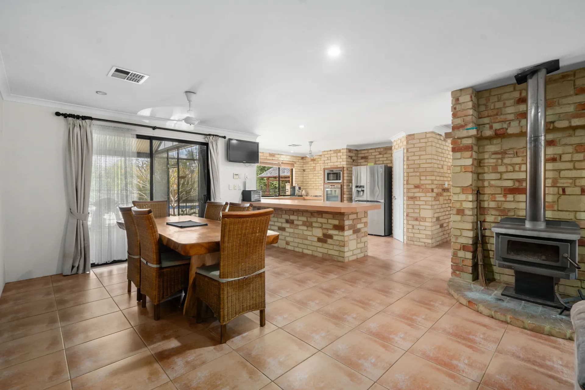 13 Tuart Close, Stake Hill., Stake Hill - Thumbnail 7