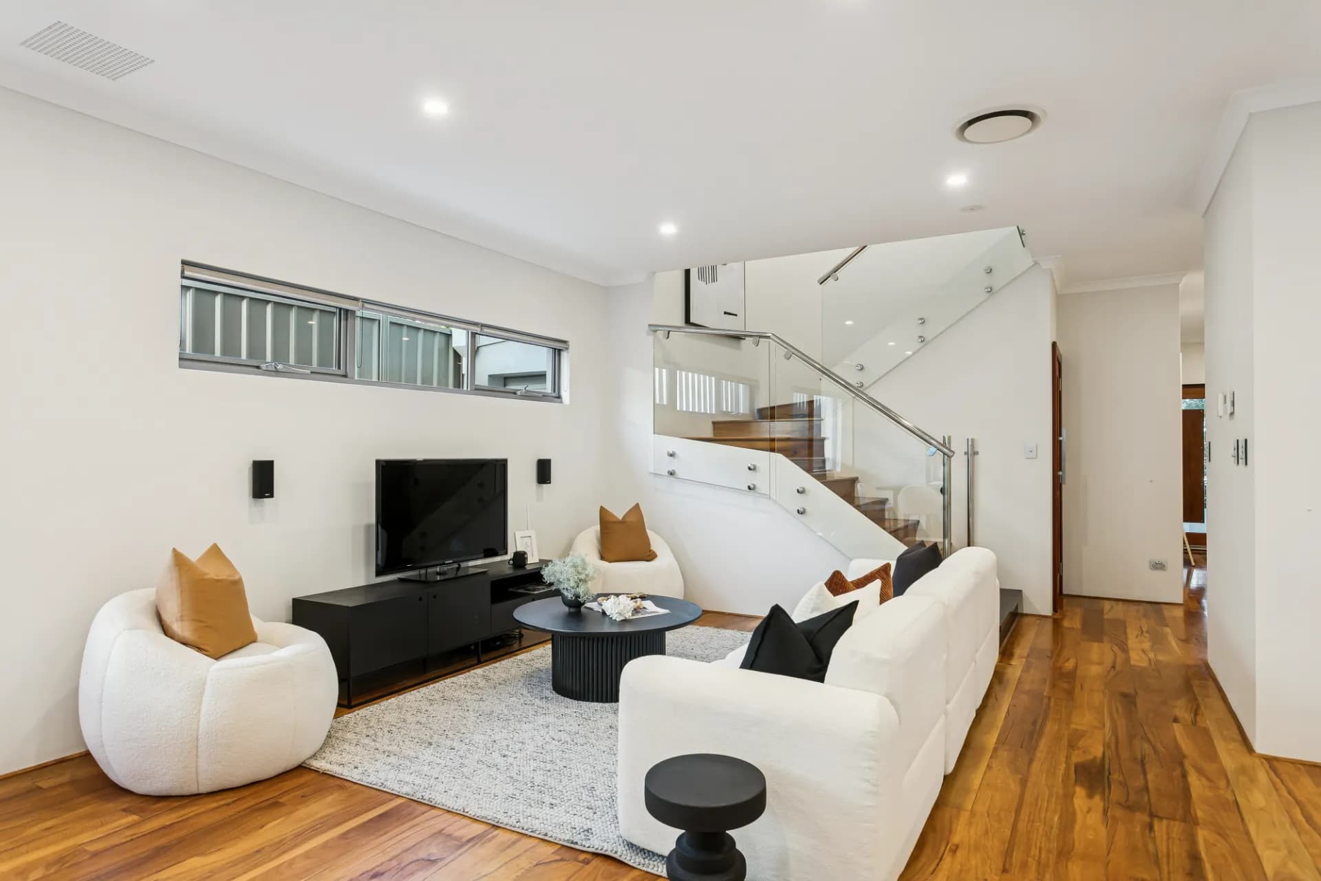 21 Little Street, Karrinyup., Karrinyup - Thumbnail 3
