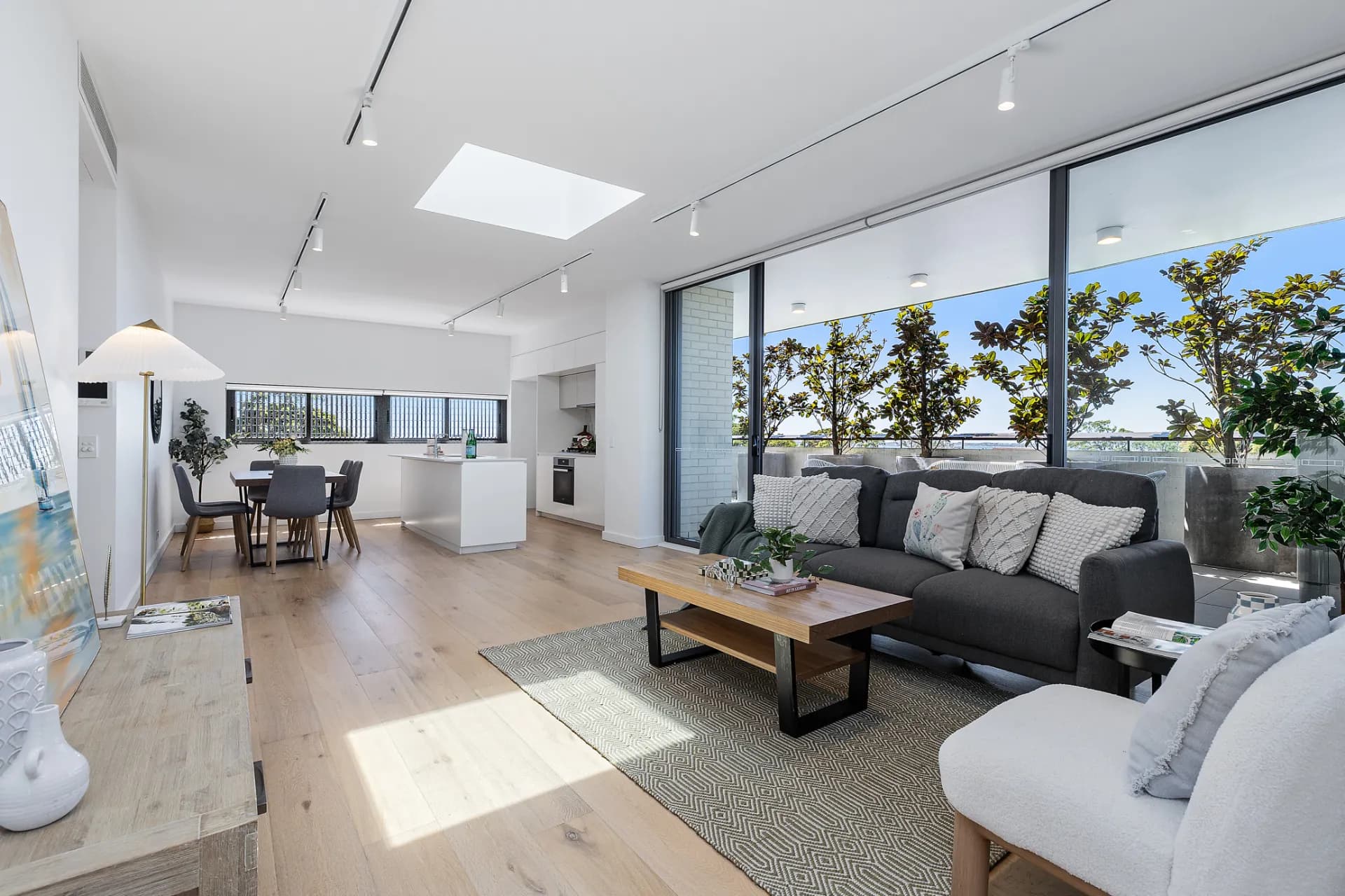 602/6 Barsbys Avenue, Allawah, NSW, Allawah - Image 1