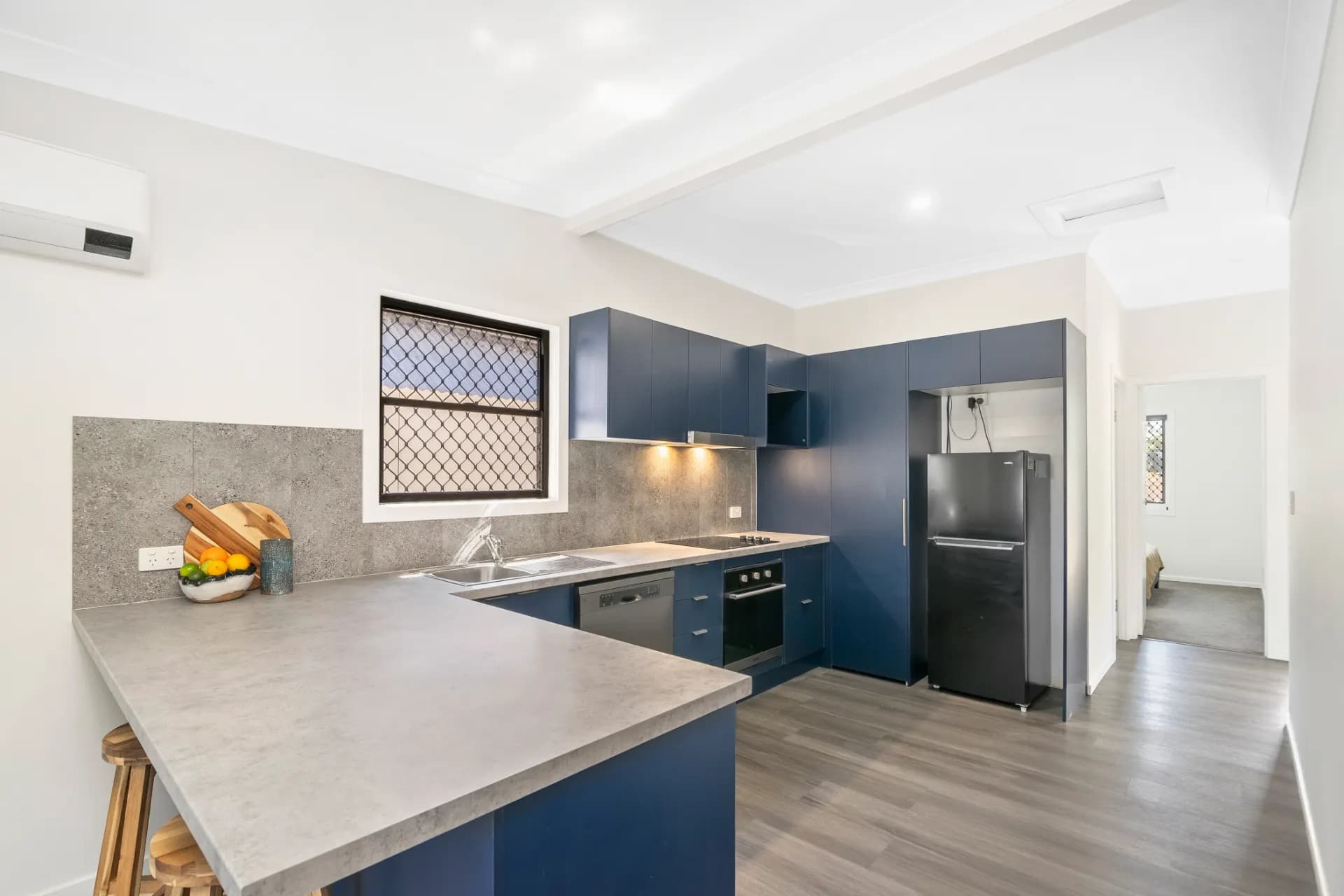 19 Short Street, Woody Point - Thumbnail 6