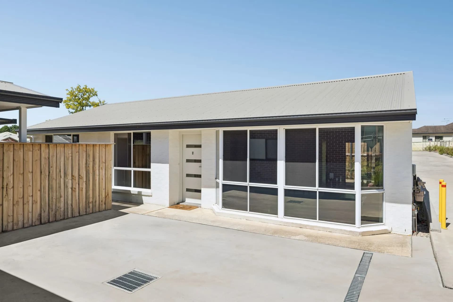 2/42 Carlton Road, Thirlmere., Thirlmere - Image 1