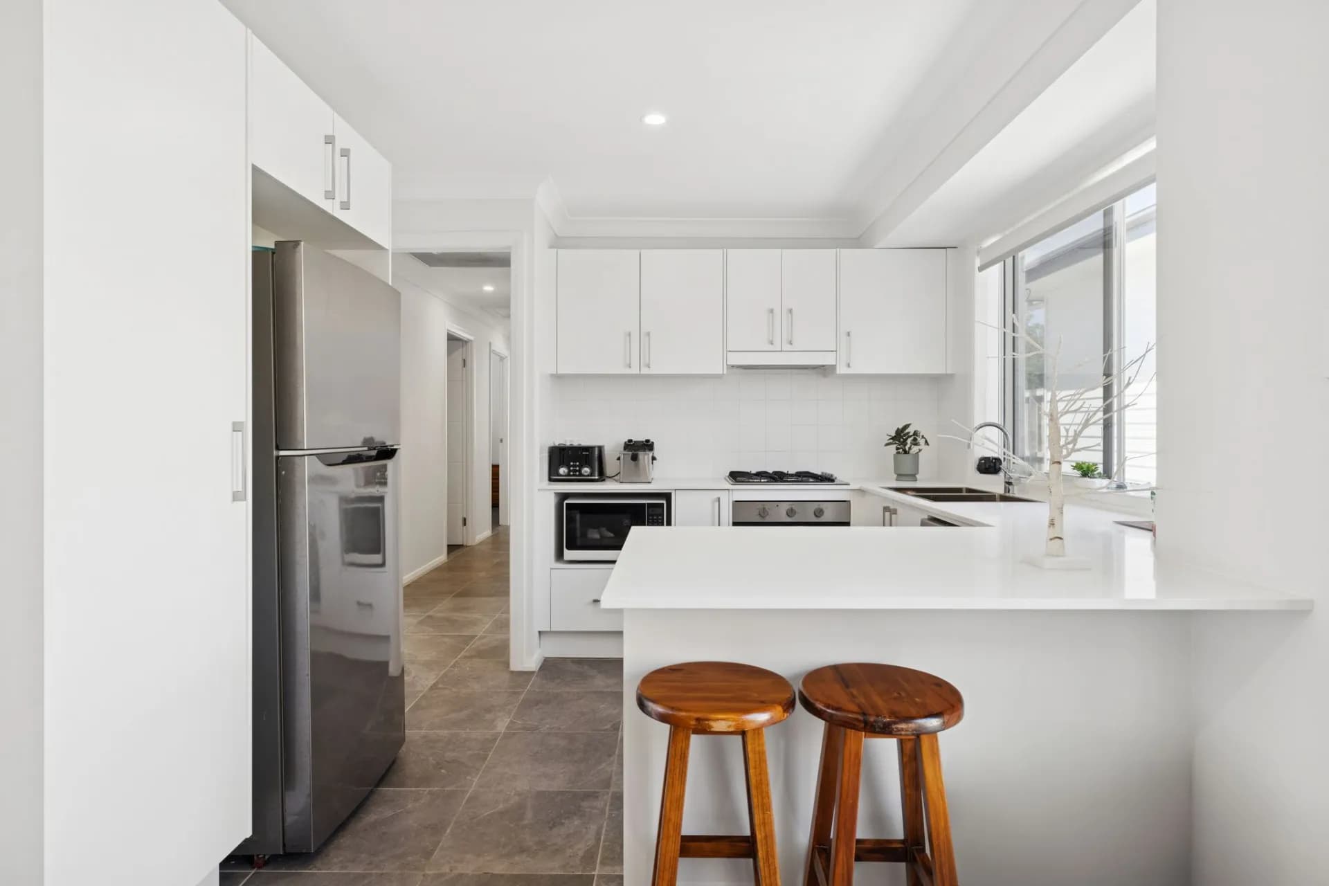 2/42 Carlton Road, Thirlmere., Thirlmere - Thumbnail 2