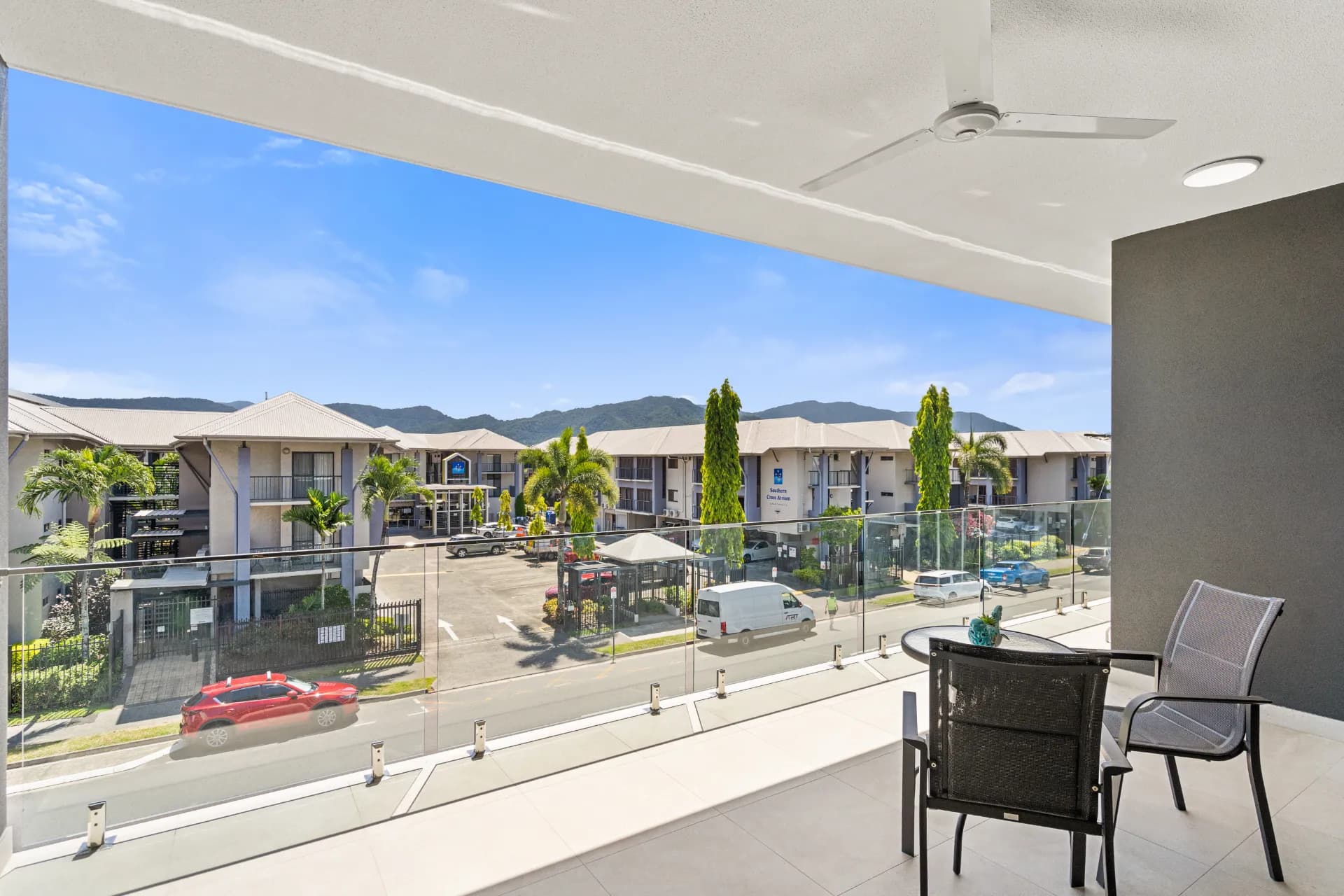 8/29 Mcleod Street, Cairns City - Thumbnail 3
