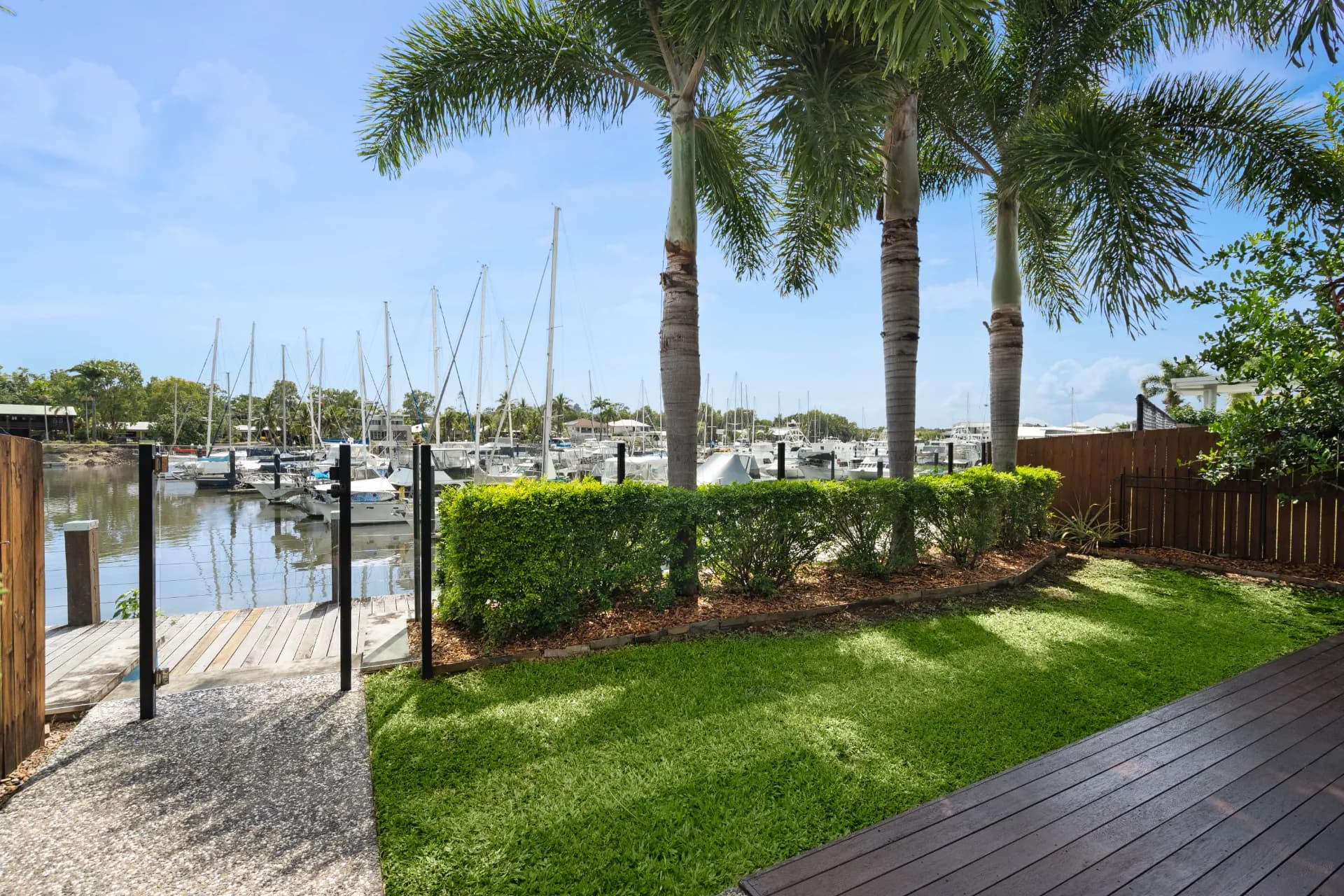 42 Marina Quay, Trinity Park., Trinity Park - Thumbnail 3