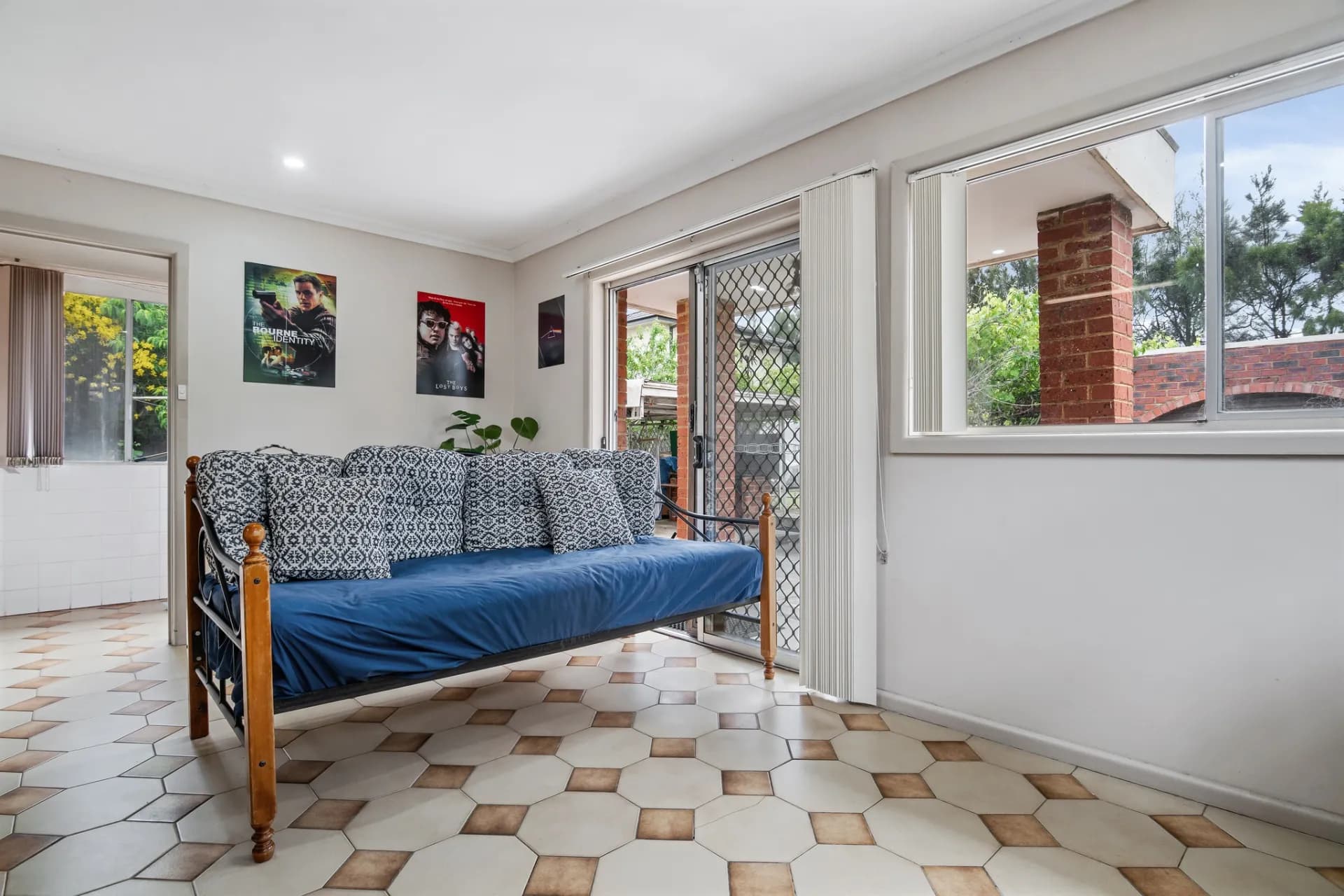 6 Delany Avenue, Burwood., Burwood - Thumbnail 7