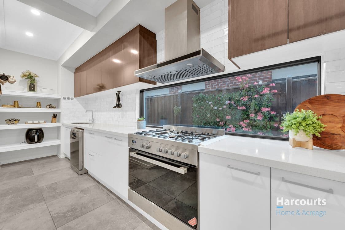153 Brookwater Parade, LYNDHURST, VIC 3975, Lyndhurst - Thumbnail 4
