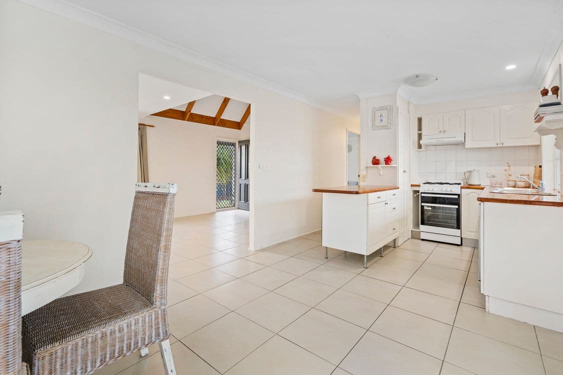 57 Ferry Road, THORNESIDE, QLD 4158, Thorneside - Thumbnail 4