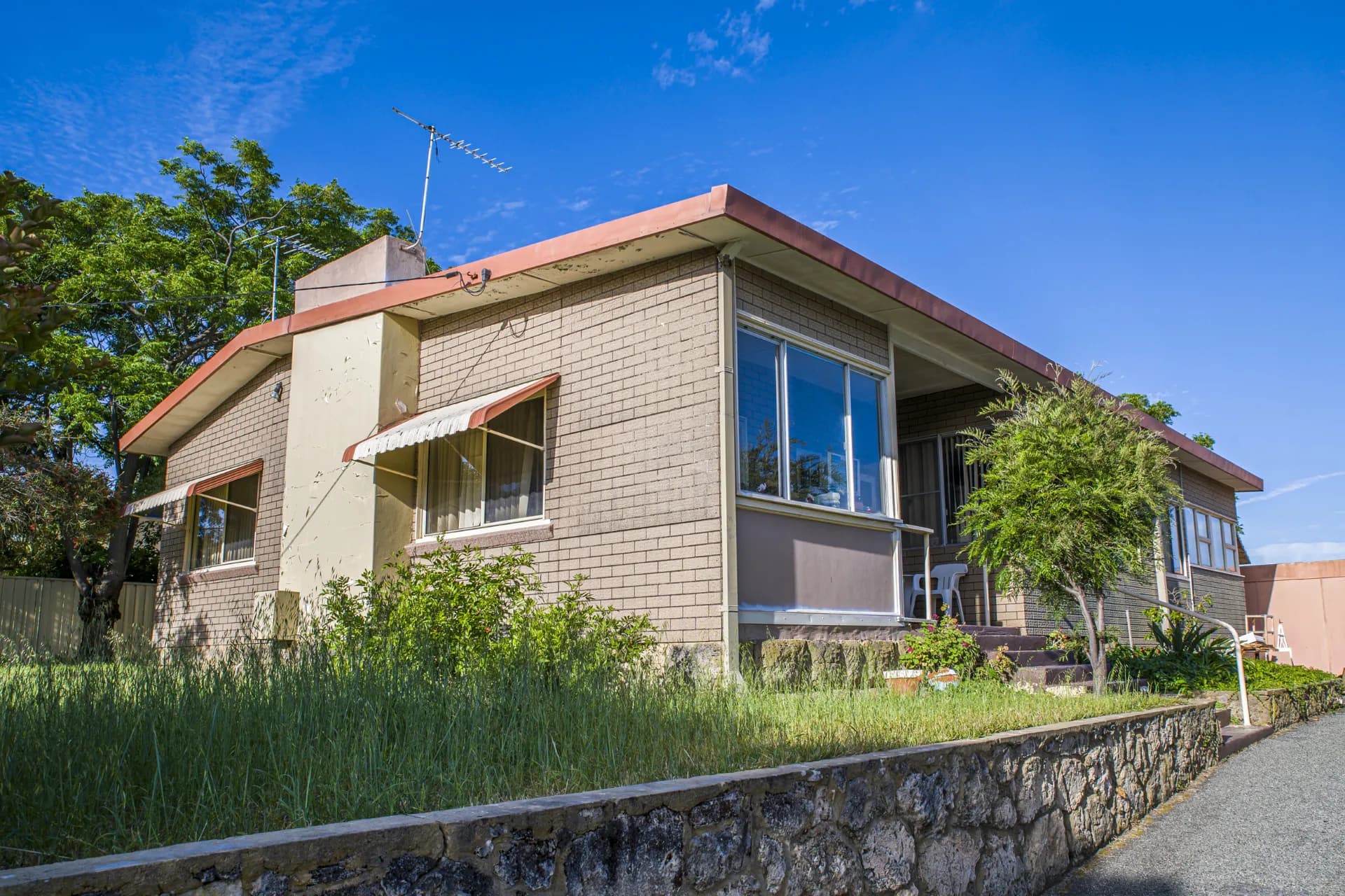 2 Field Street, Beaconsfield., Beaconsfield - Thumbnail 2