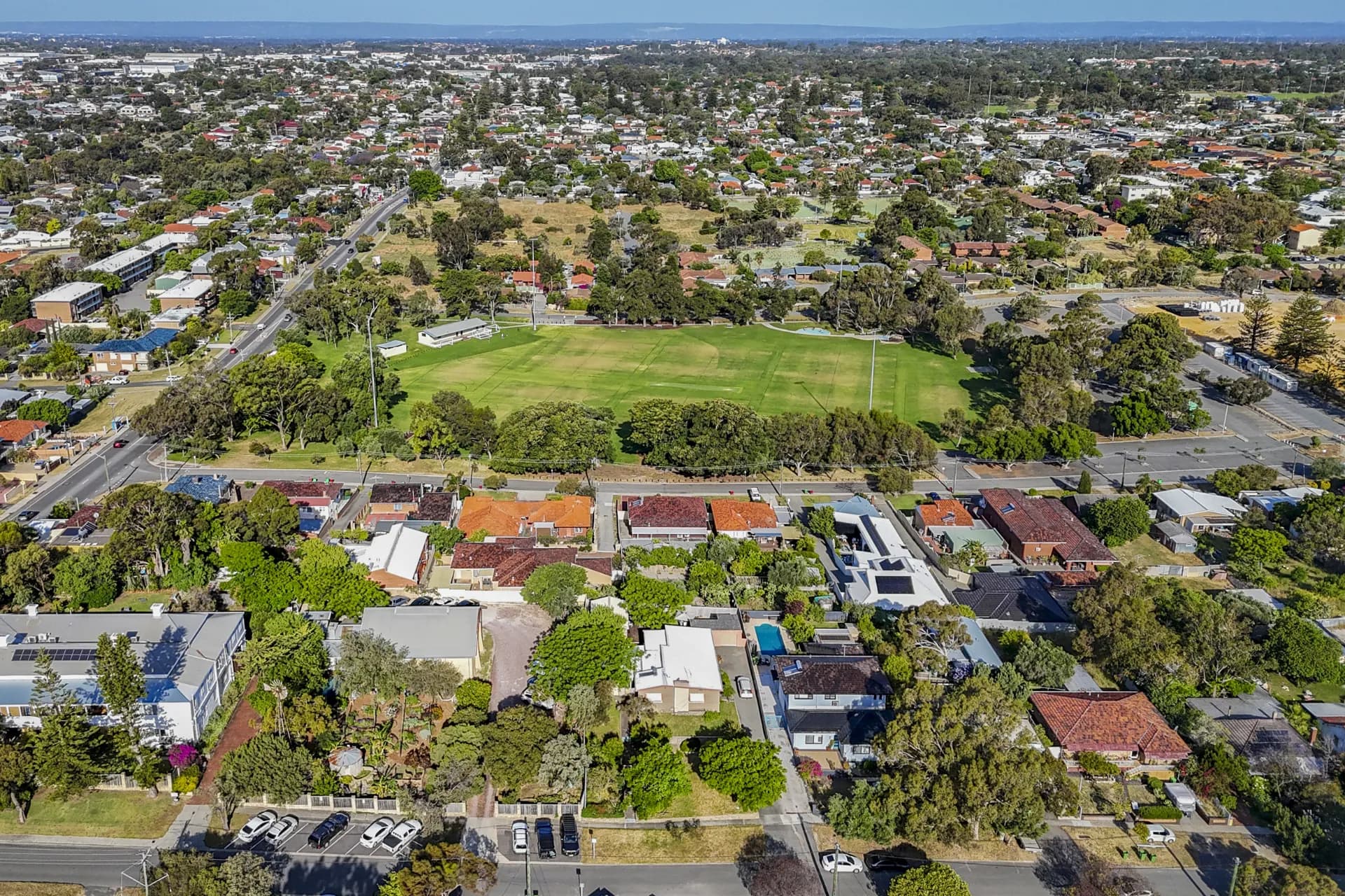 2 Field Street, Beaconsfield., Beaconsfield - Thumbnail 7