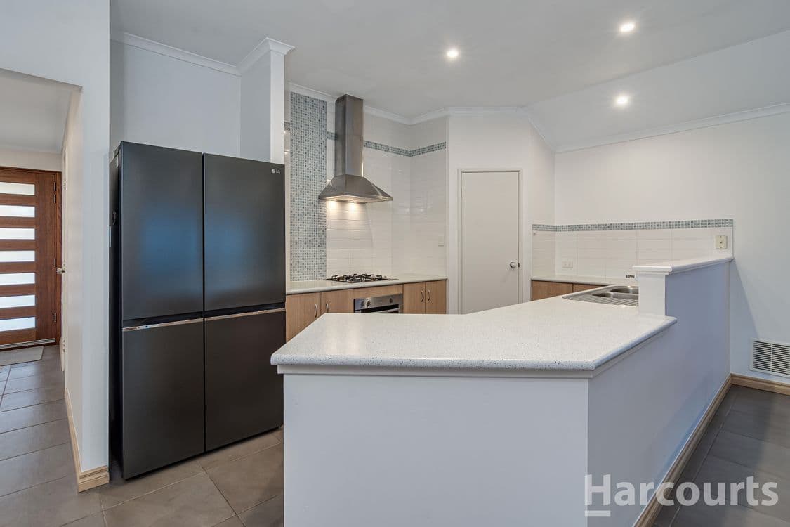 2 Balliol Elbow, KINROSS, WA 6028, Kinross - Thumbnail 3