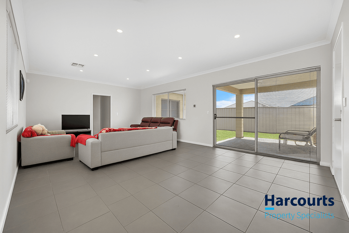 48 Interdominion View, PIARA WATERS, WA 6112, Piara Waters - Thumbnail 4