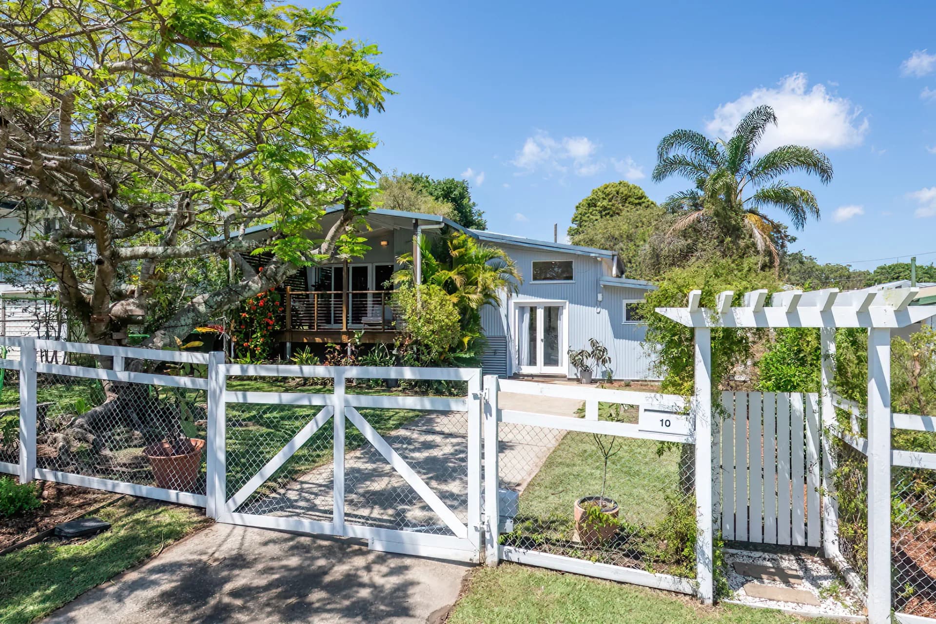 10 McMahon Street, Brighton., Brighton - Thumbnail 2