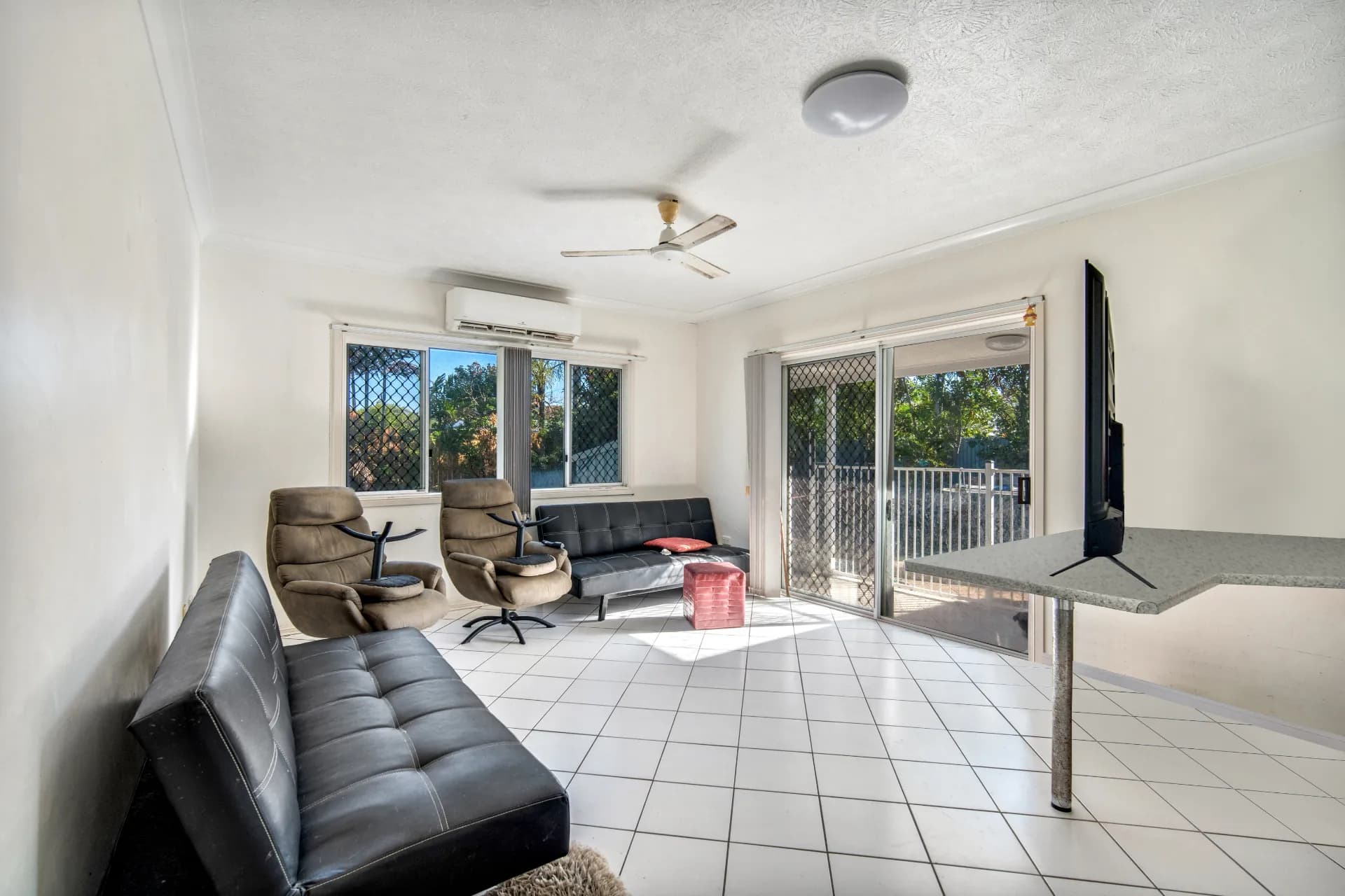 75 Cypress Drive, Annandale., Annandale - Thumbnail 3