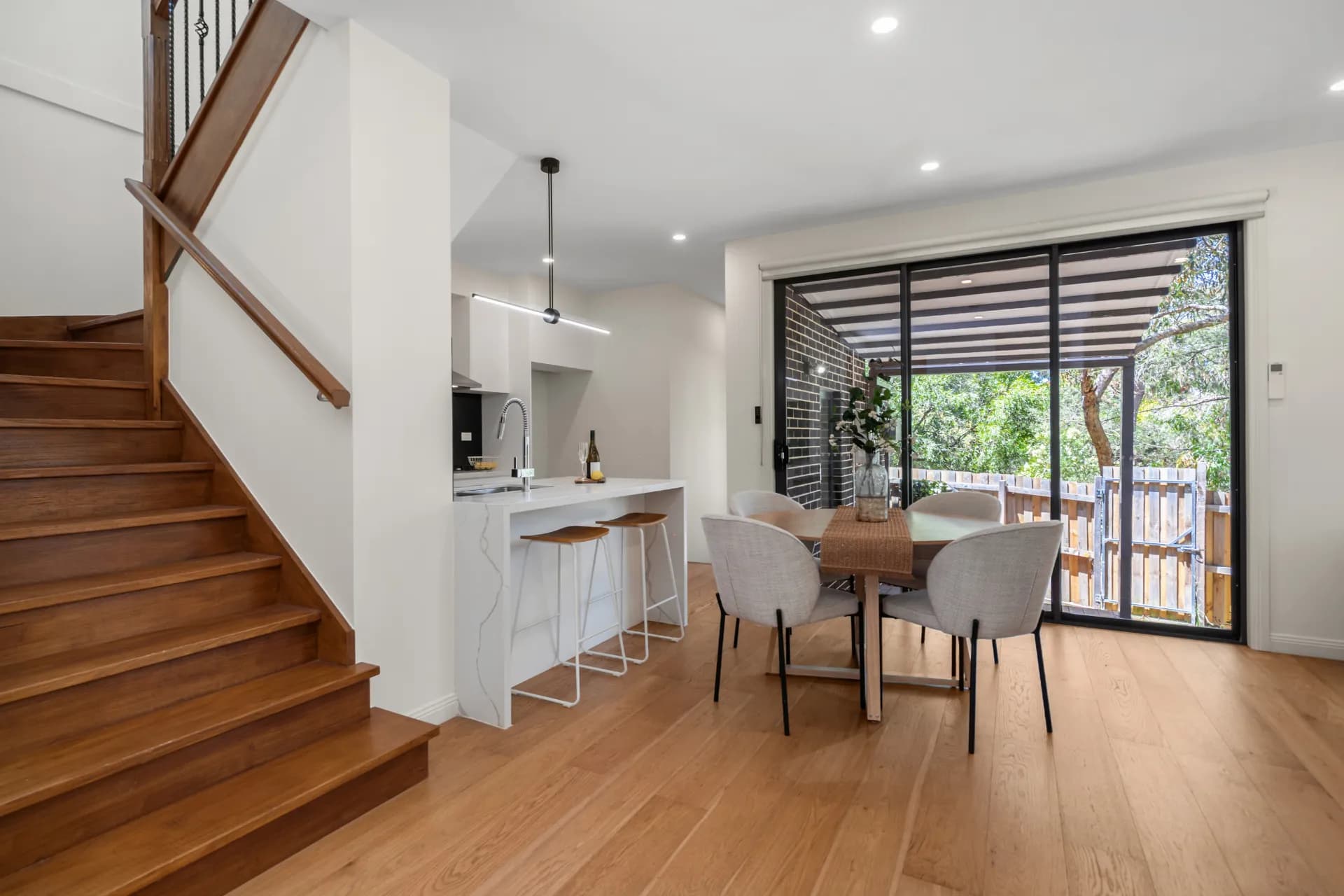 3/23 Calvin Crescent, Doncaster East., Doncaster East - Thumbnail 3