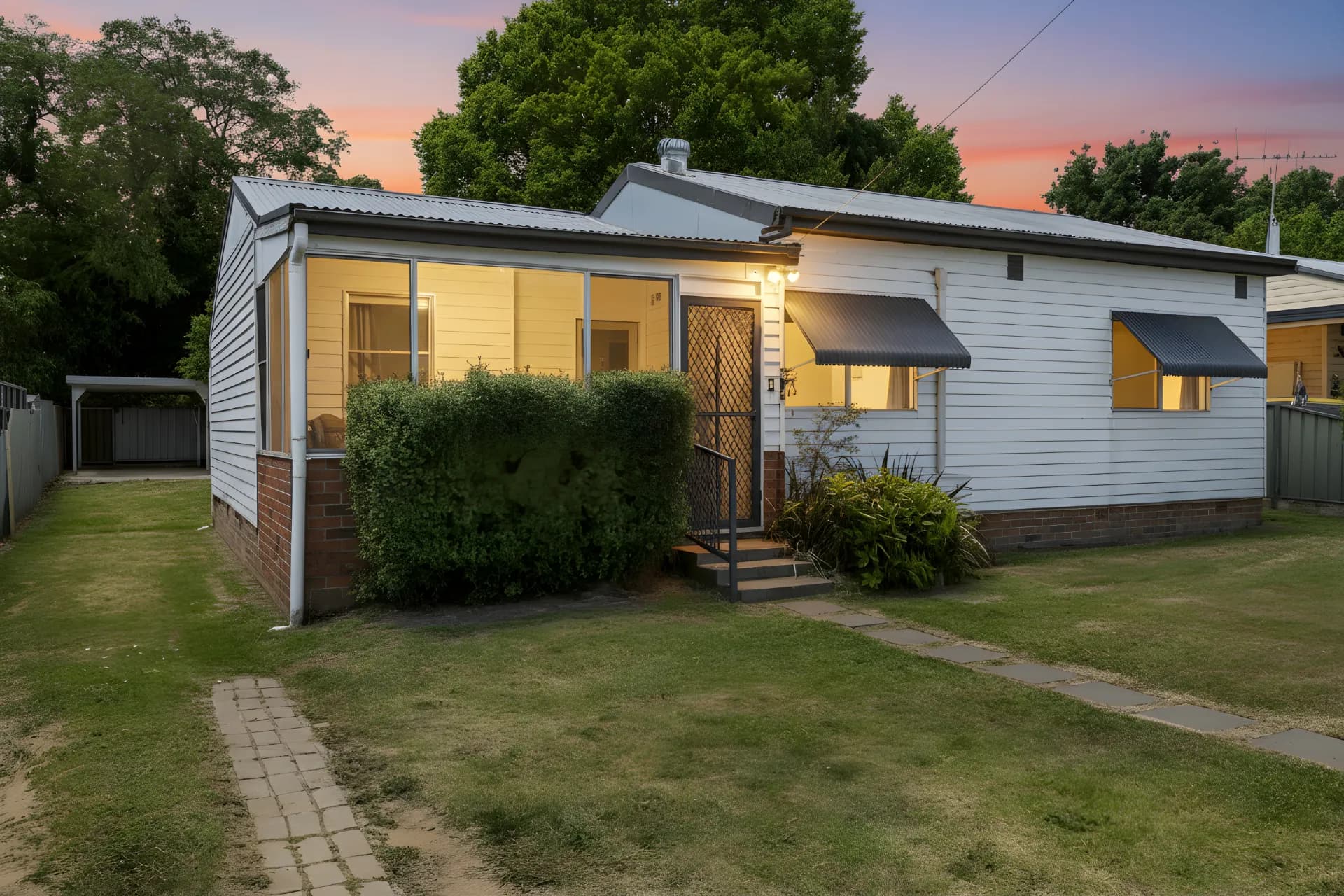 32 North Street, Orange., Orange - Image 1
