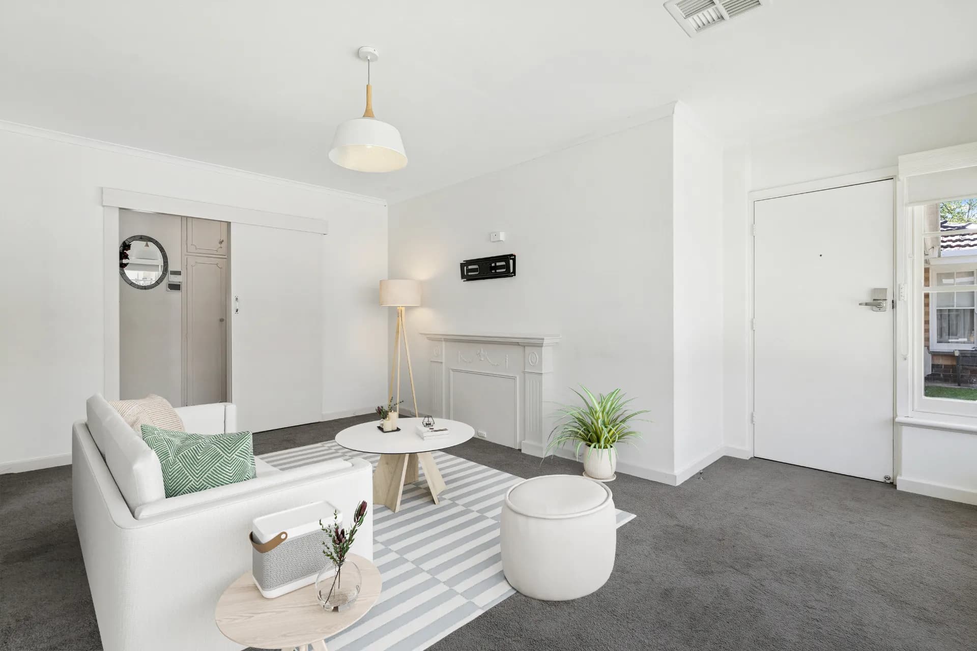 2/12 Sixth Avenue, Glenelg East., Glenelg East - Thumbnail 2