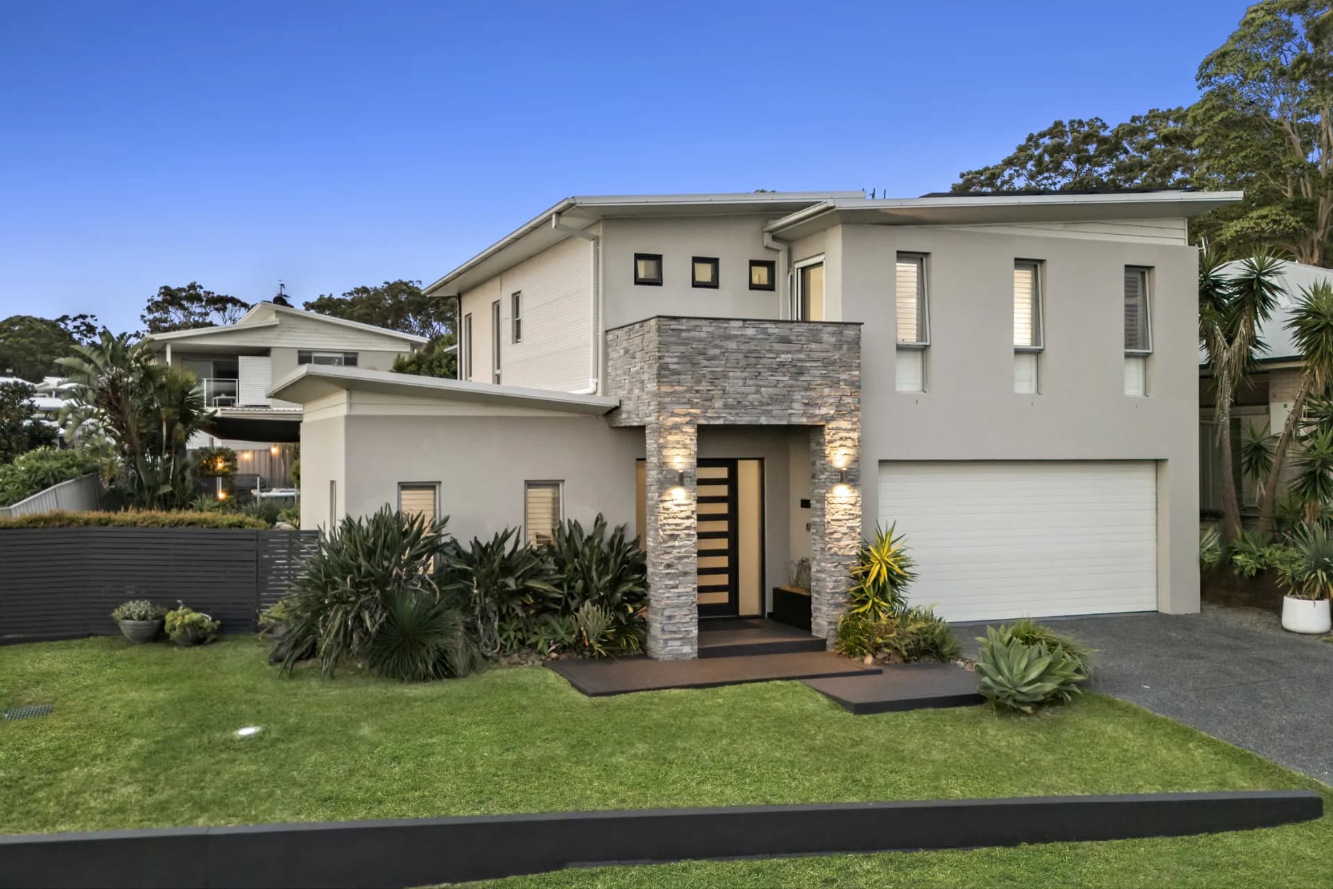 9 Franciska Close, Floraville, NSW, Floraville - Thumbnail 3