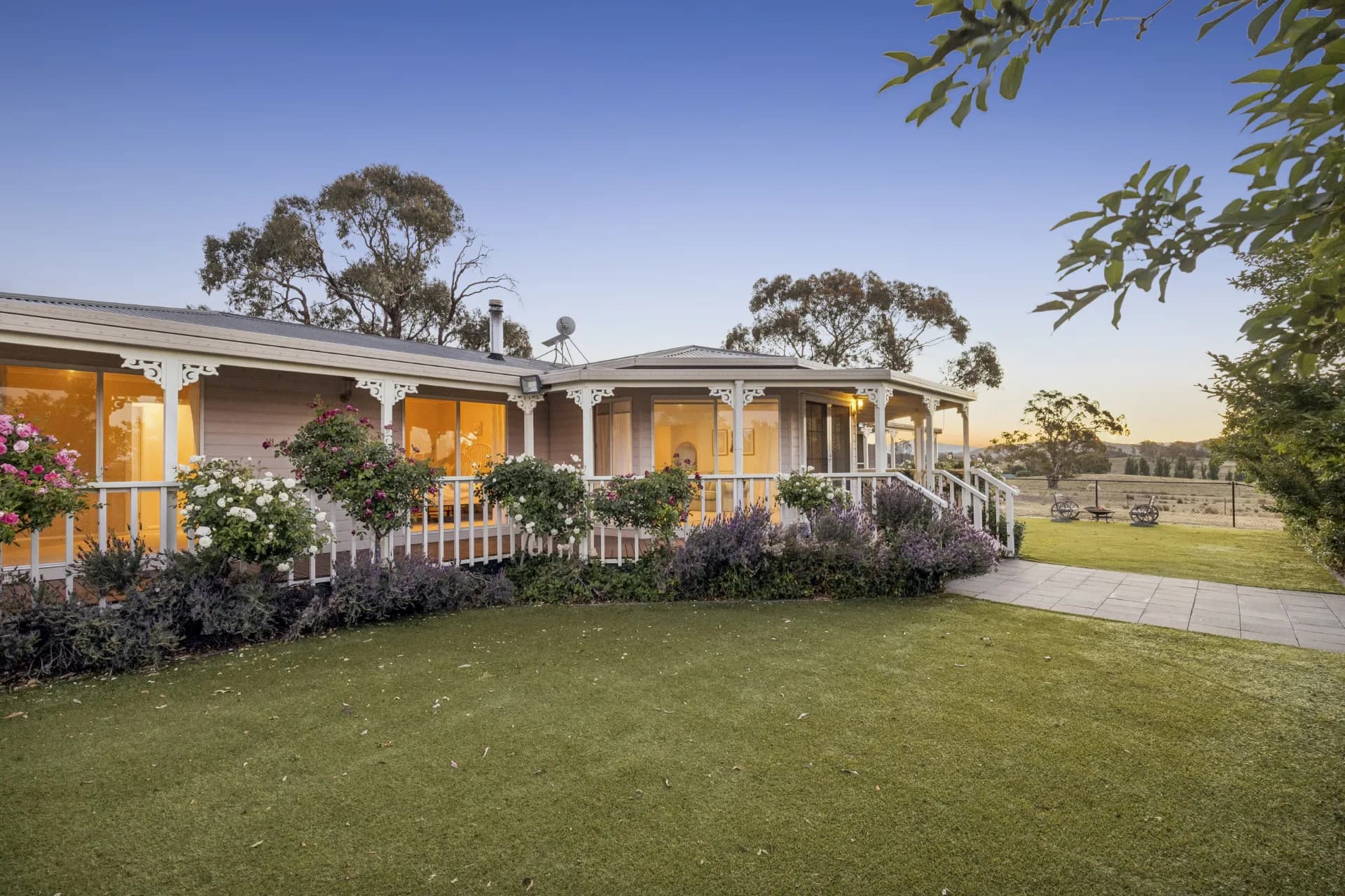 10 Buckley Place, Royalla, NSW, Royalla - Thumbnail 2