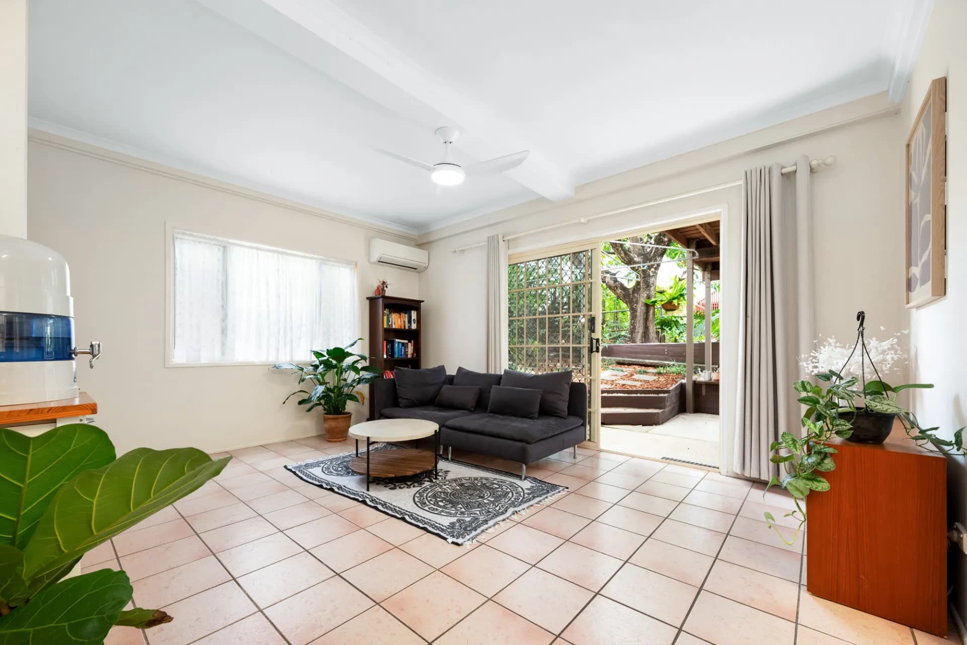 13 Paris Street, West End., West End - Thumbnail 2