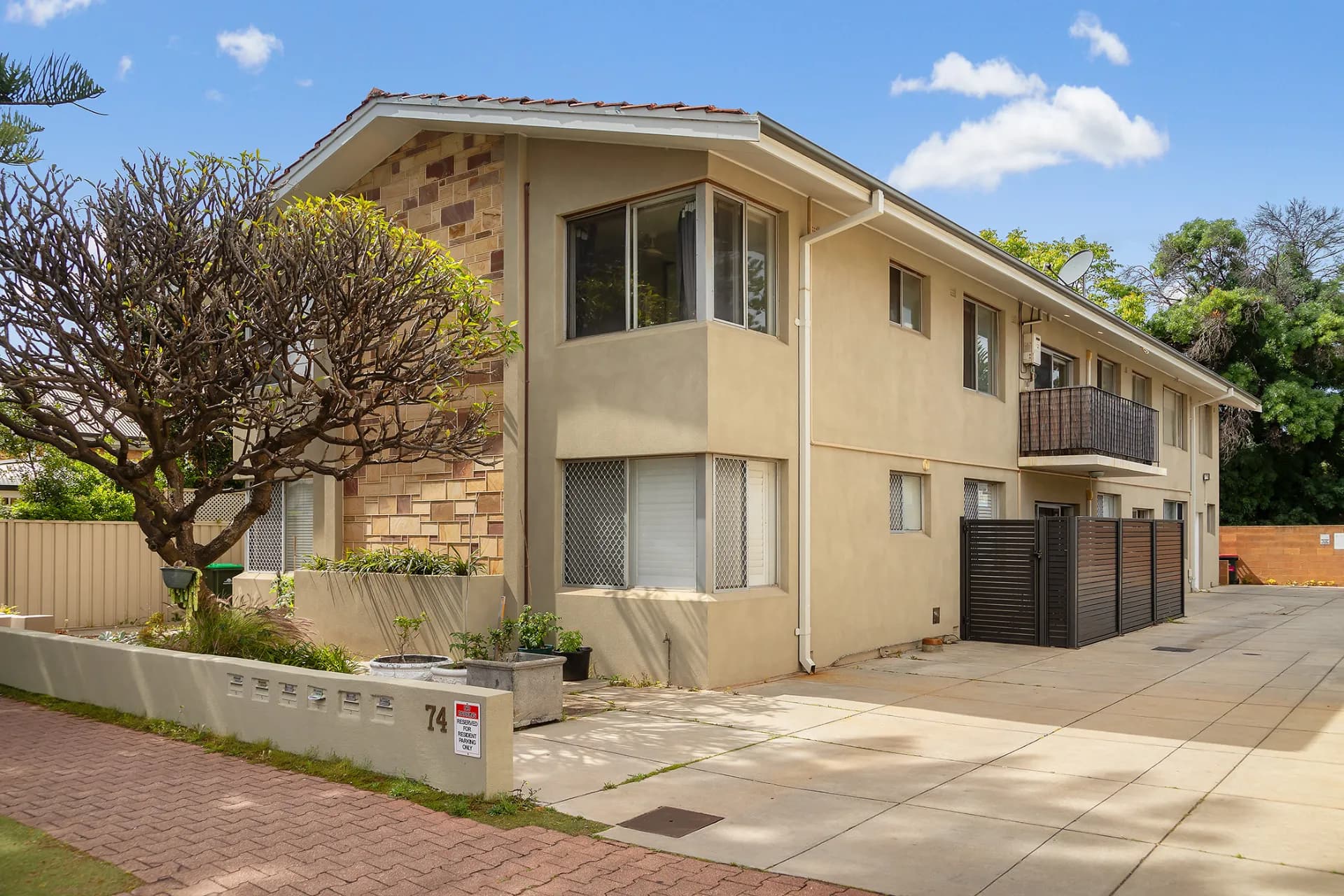4/74 Broadway , Glenelg South., Glenelg South - Image 1