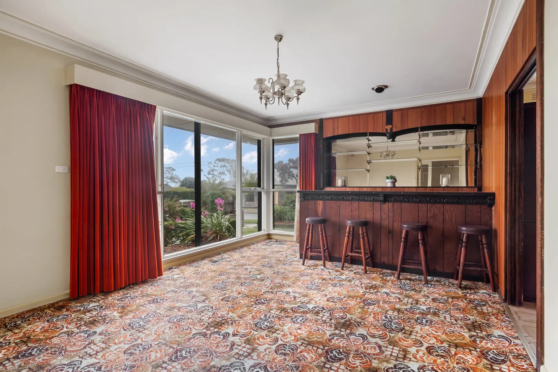 4 Palm Beach  Crescent, Mount Waverley., Mount Waverley - Thumbnail 6