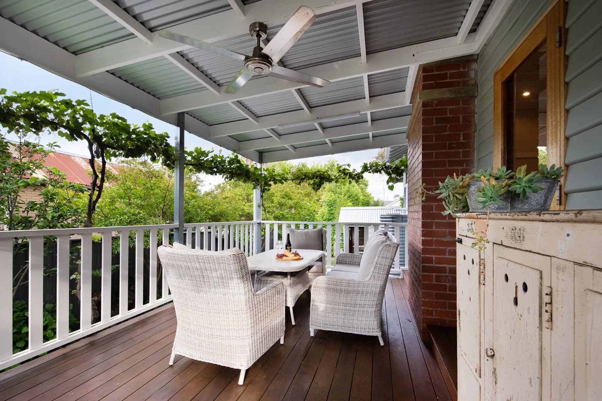 17 Brougham Street, Bendigo, VIC, Bendigo - Thumbnail 2