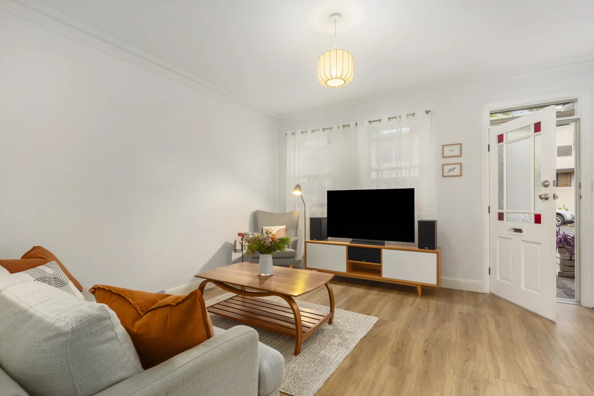82A Laman  Street, Cooks Hill., Cooks Hill - Thumbnail 3