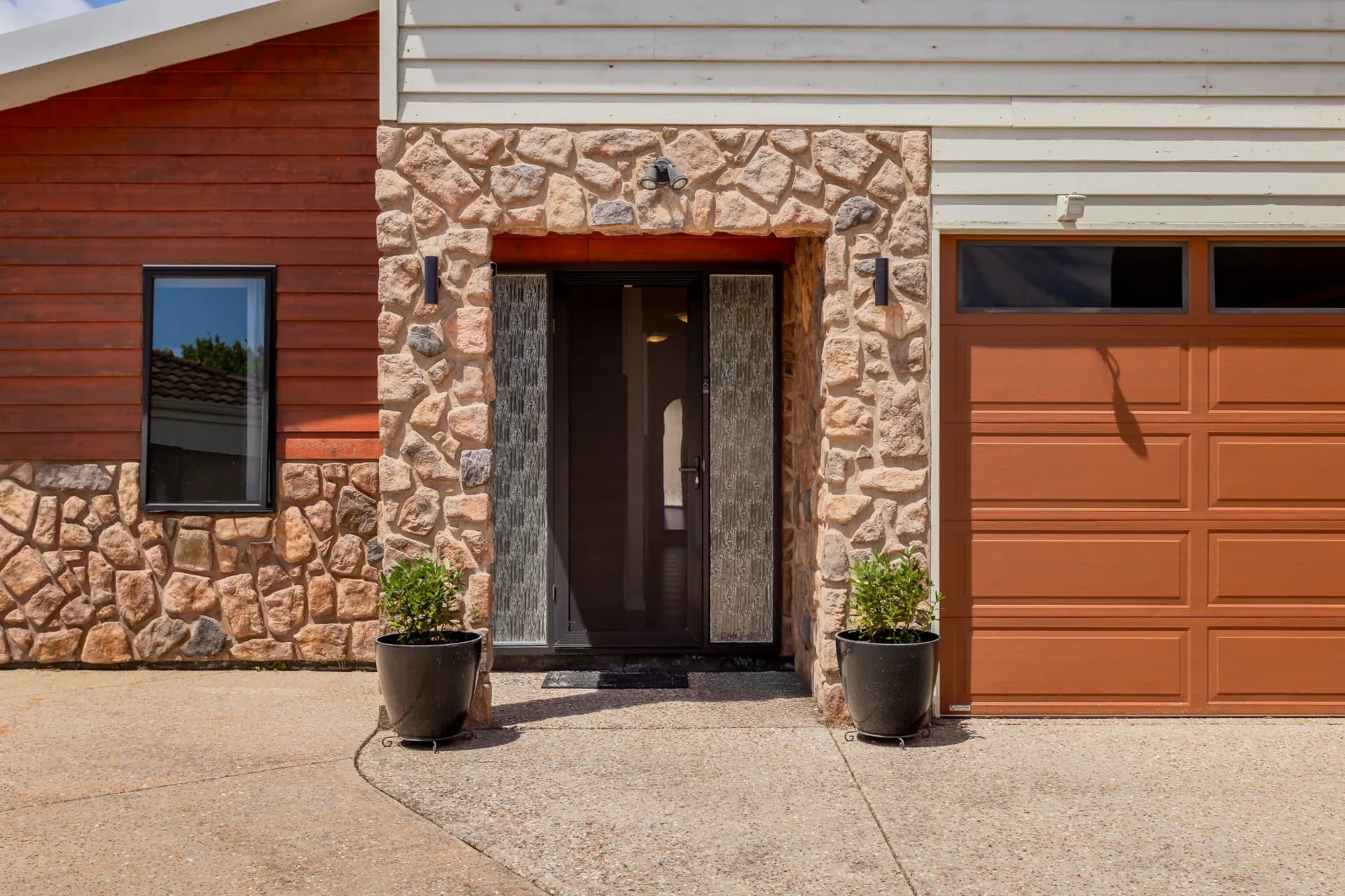 4A Pipit Court, Broadwater., Broadwater - Thumbnail 2