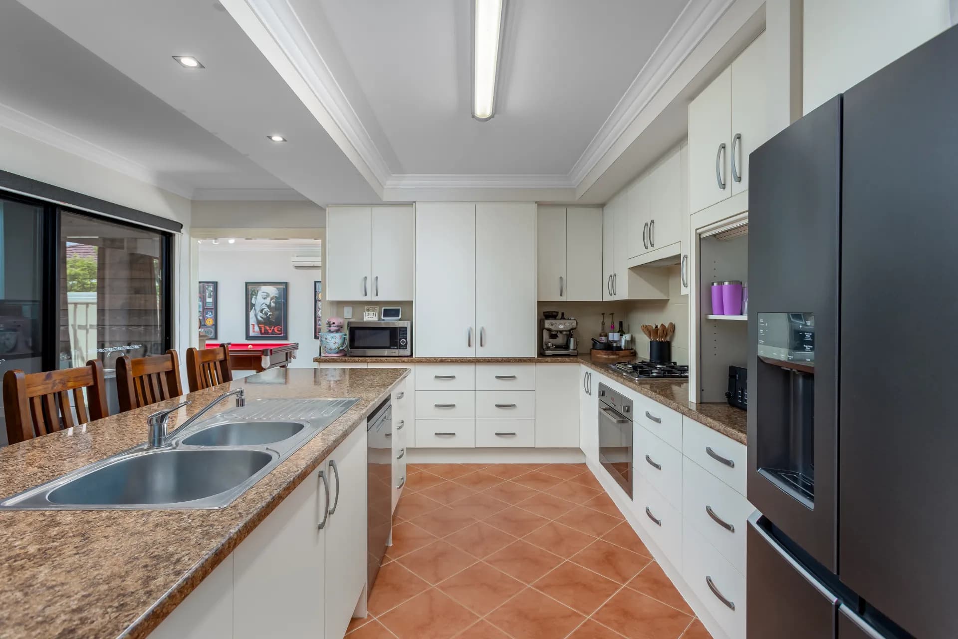 4A Pipit Court, Broadwater., Broadwater - Thumbnail 6