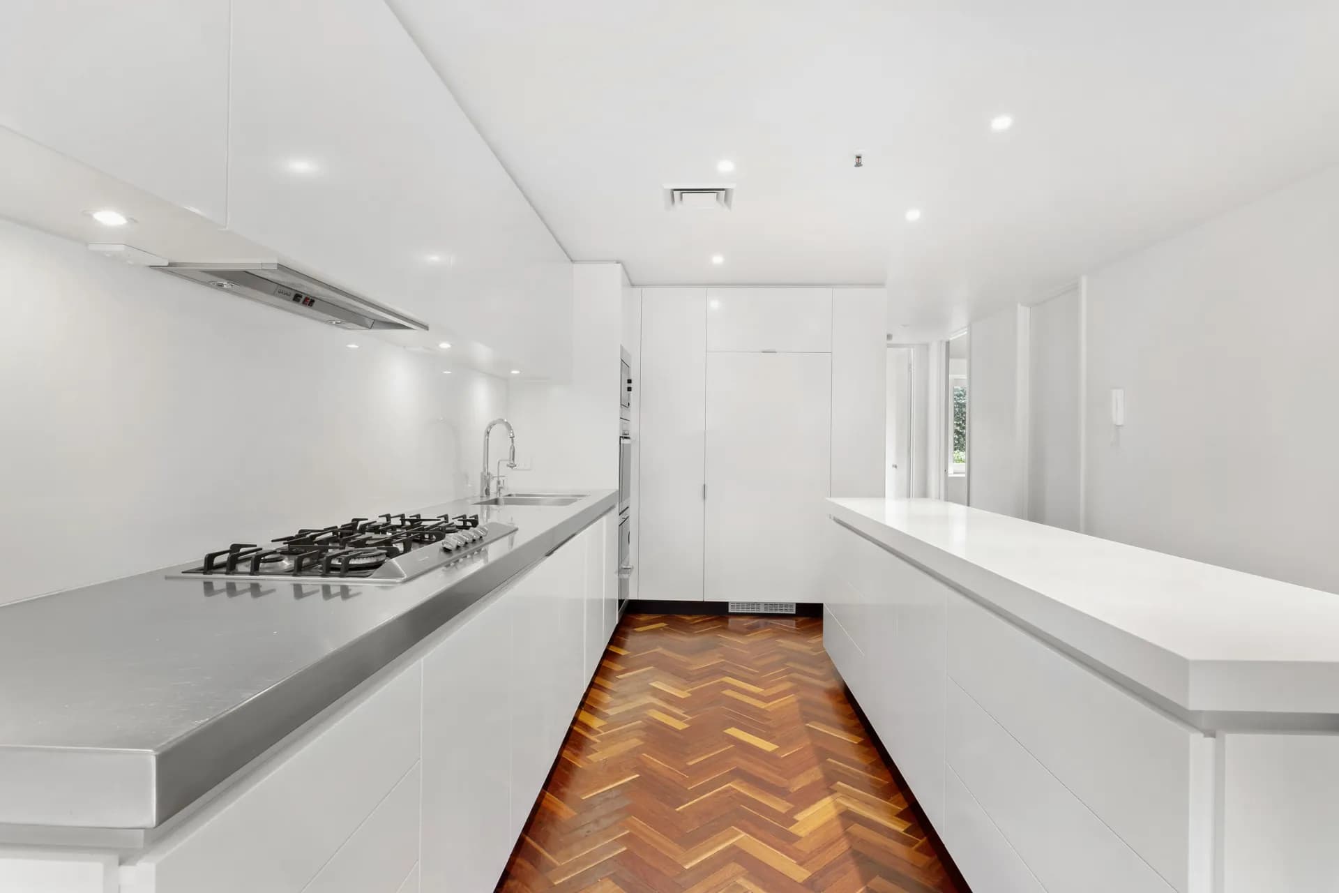 7/112 Millswyn Street, South Yarra., South Yarra - Thumbnail 4