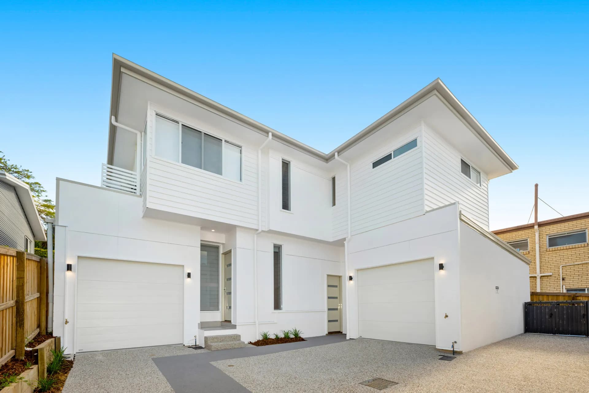 2/20 Headfort Street, Greenslopes - Image 1