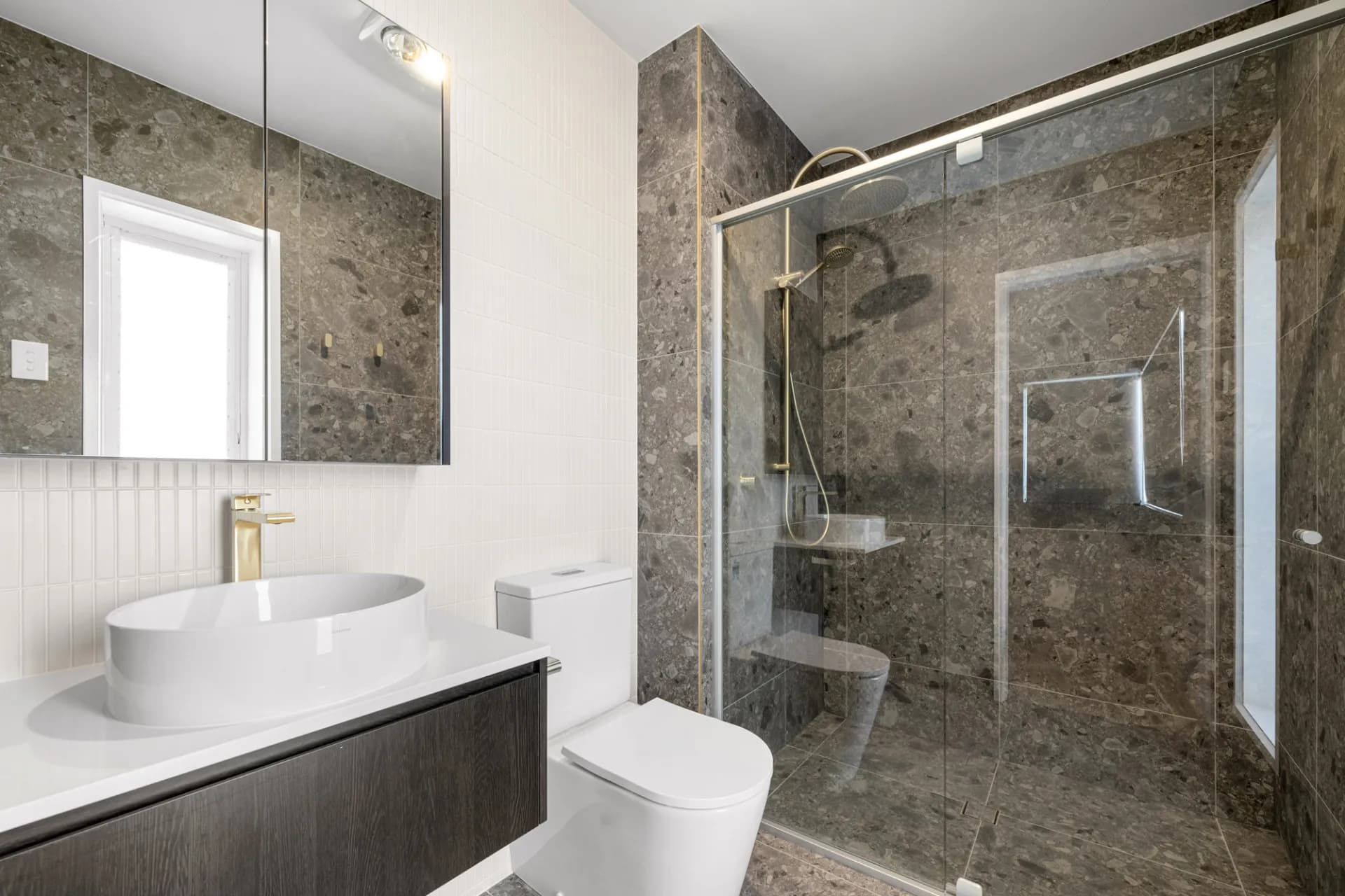 2/20 Headfort Street, Greenslopes - Thumbnail 5