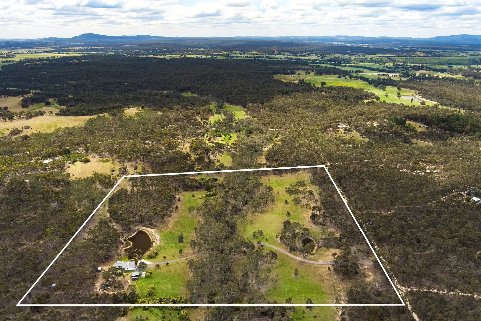 264 Providence Gully Road, Sandon, VIC, Sandon - Thumbnail 5