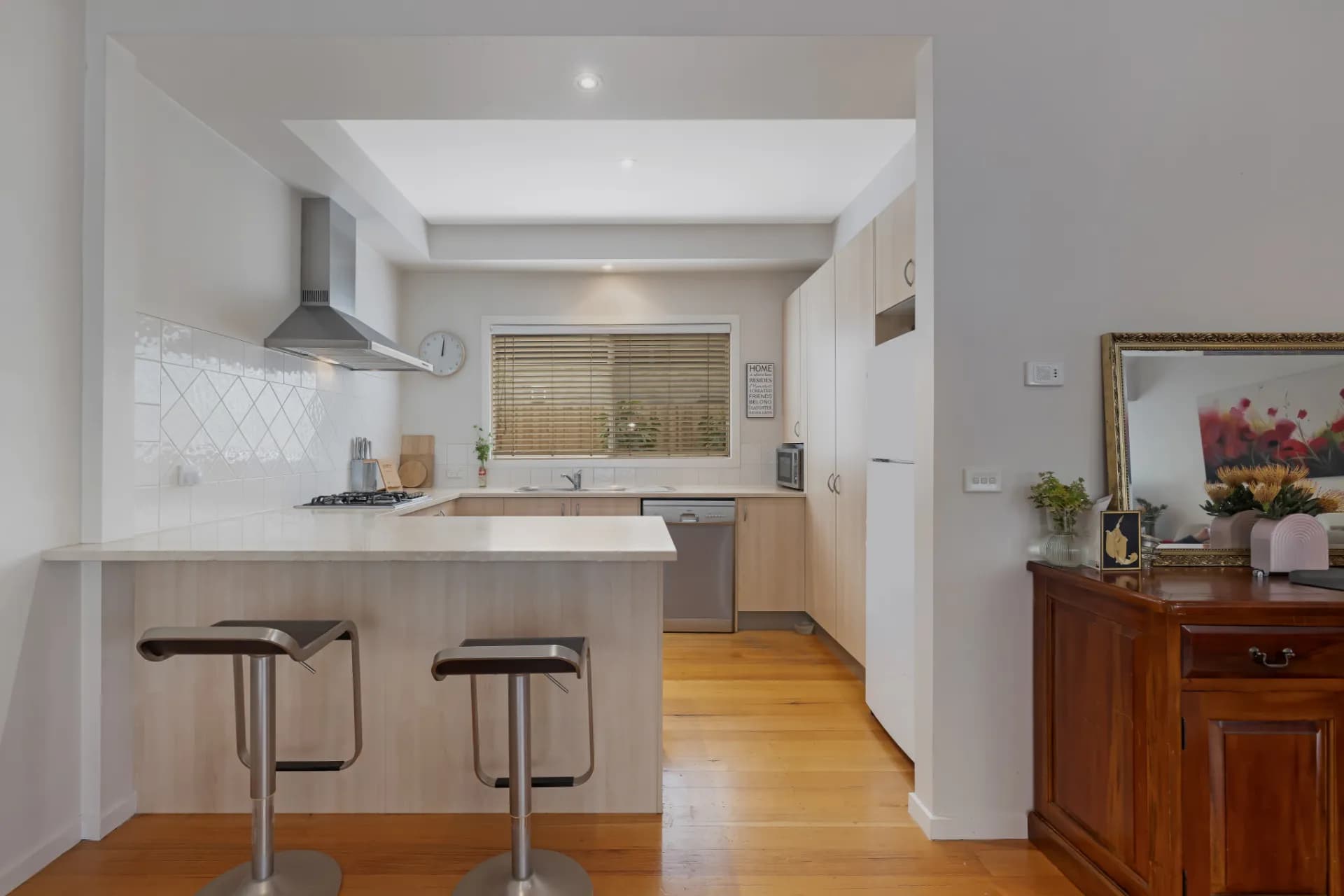3 Sailing Lane, Mornington - Thumbnail 3