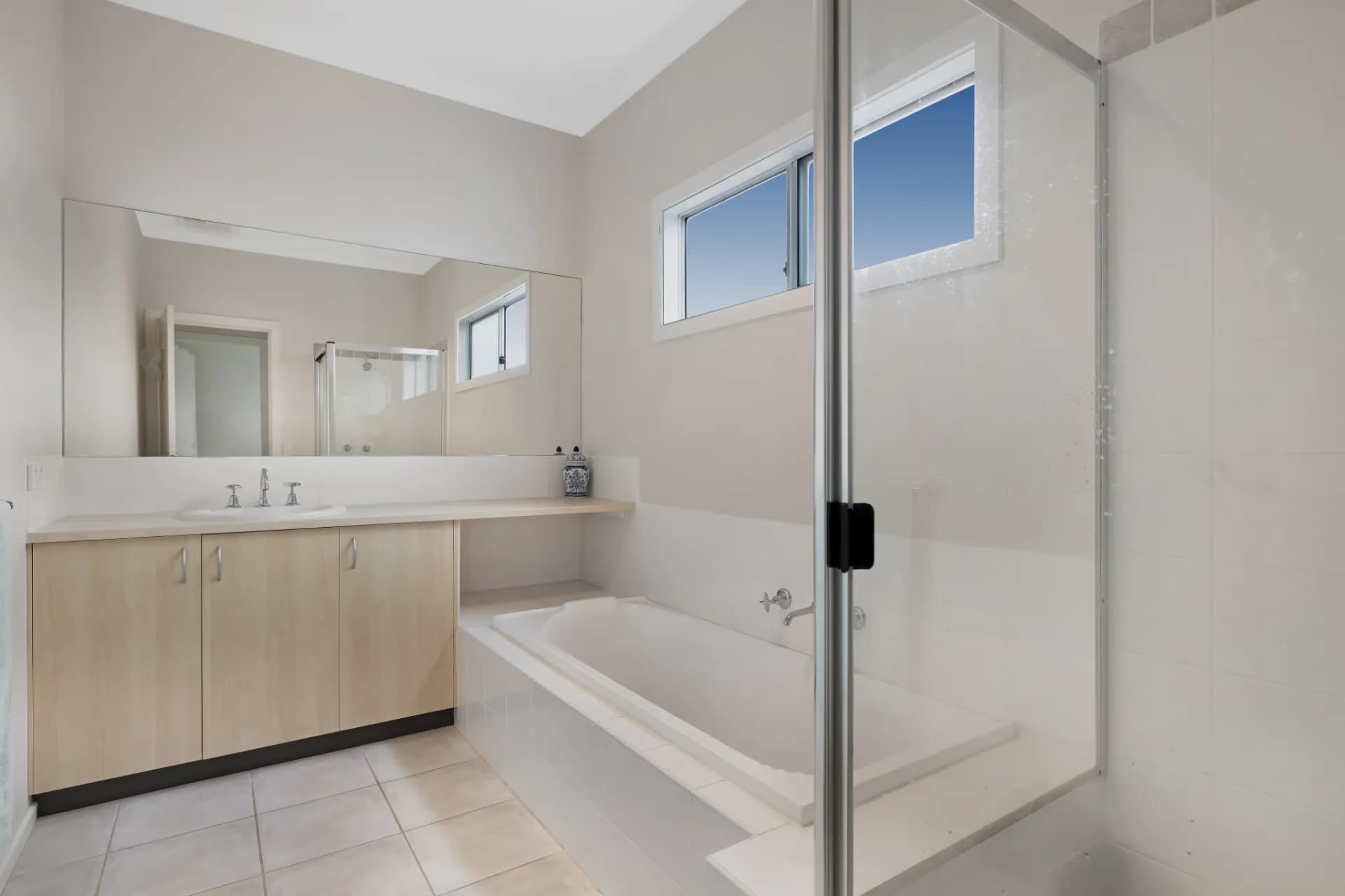 3 Sailing Lane, Mornington - Thumbnail 7