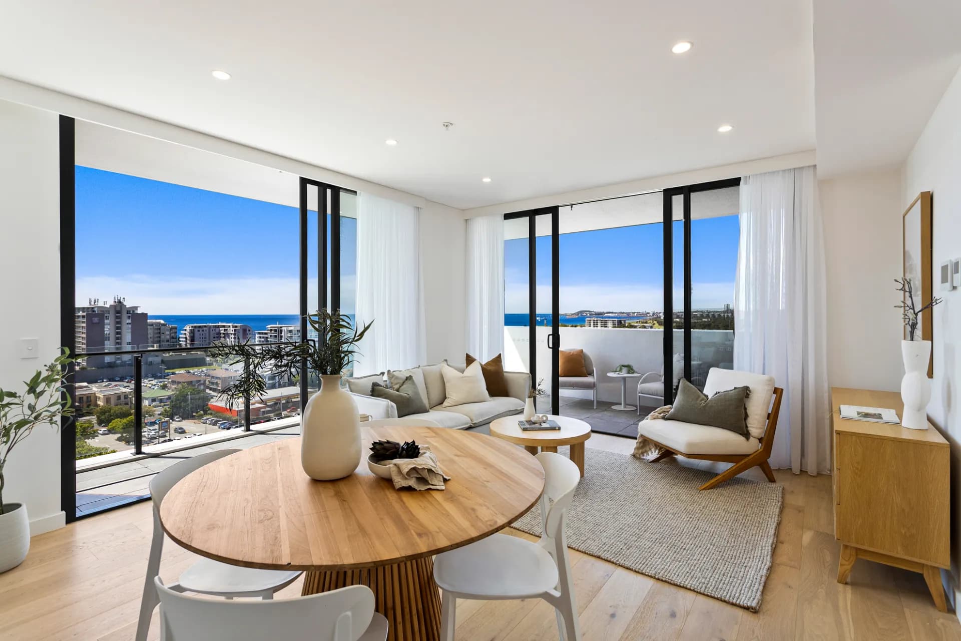 1001/71-77 Kembla Street, Wollongong., Wollongong - Image 1