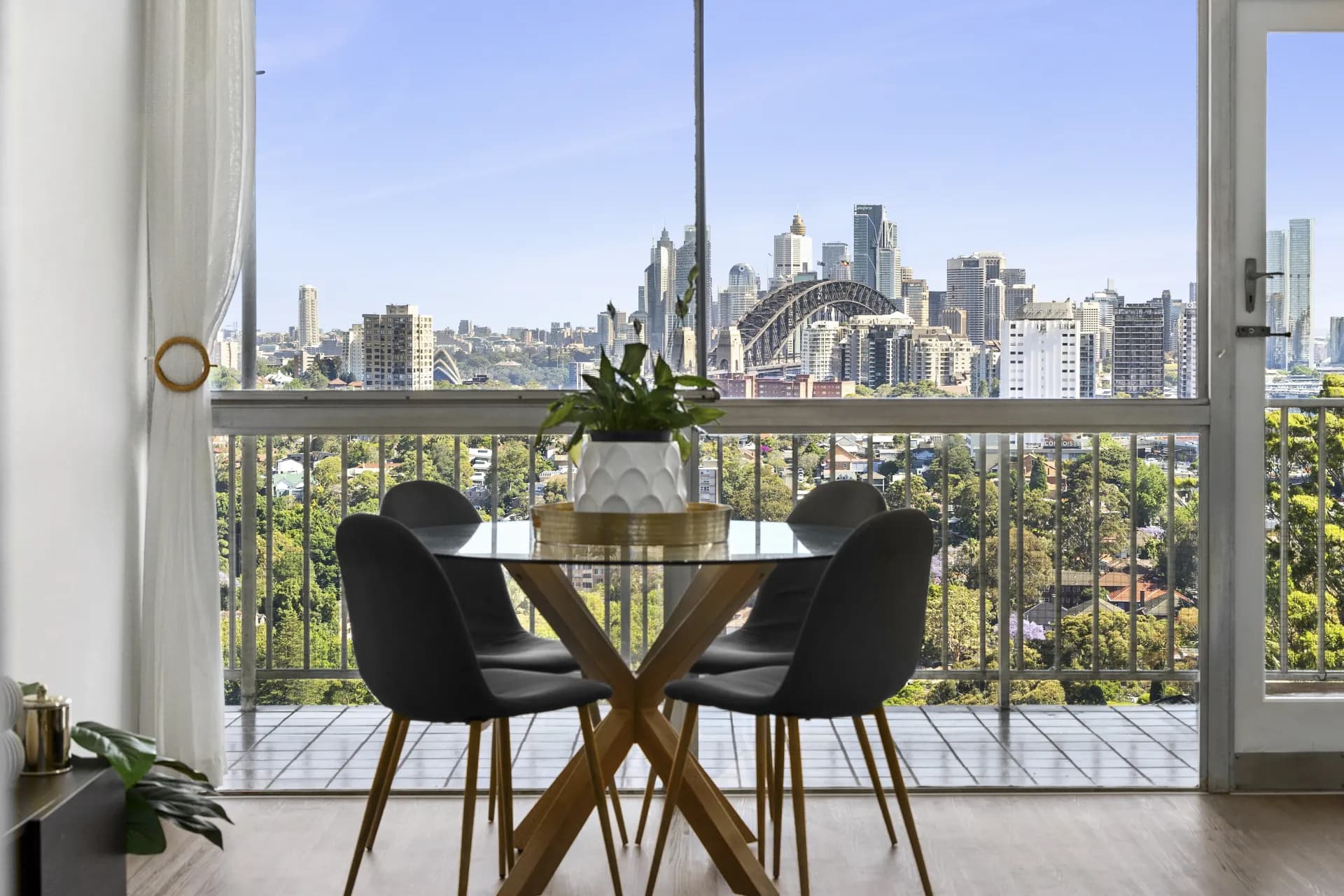 45/441 Alfred Street North (Access Via Merlin St), Neutral Bay., Neutral Bay - Thumbnail 4