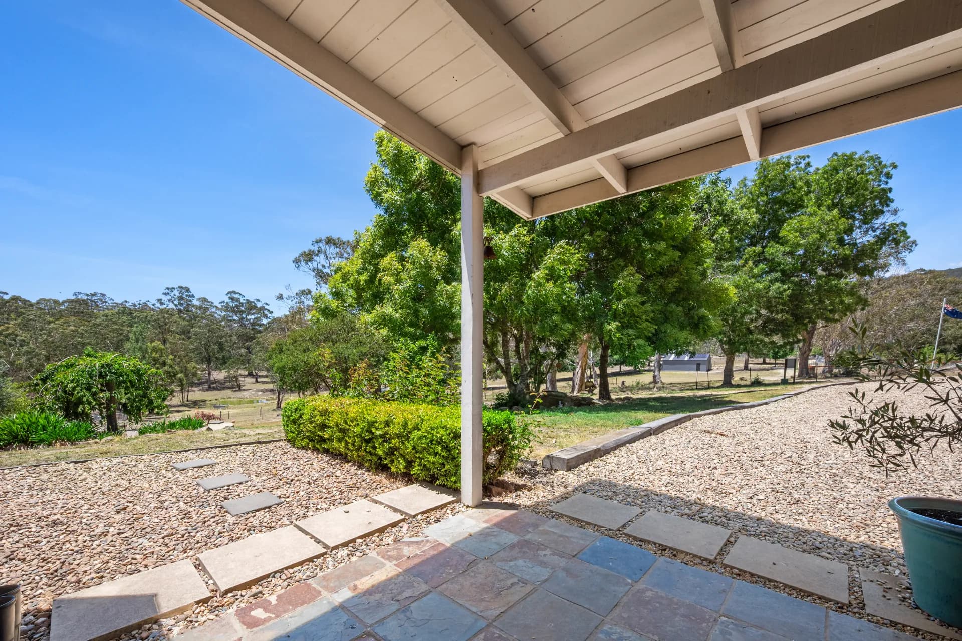 385 Harolds Cross Road, Captains Flat - Thumbnail 2