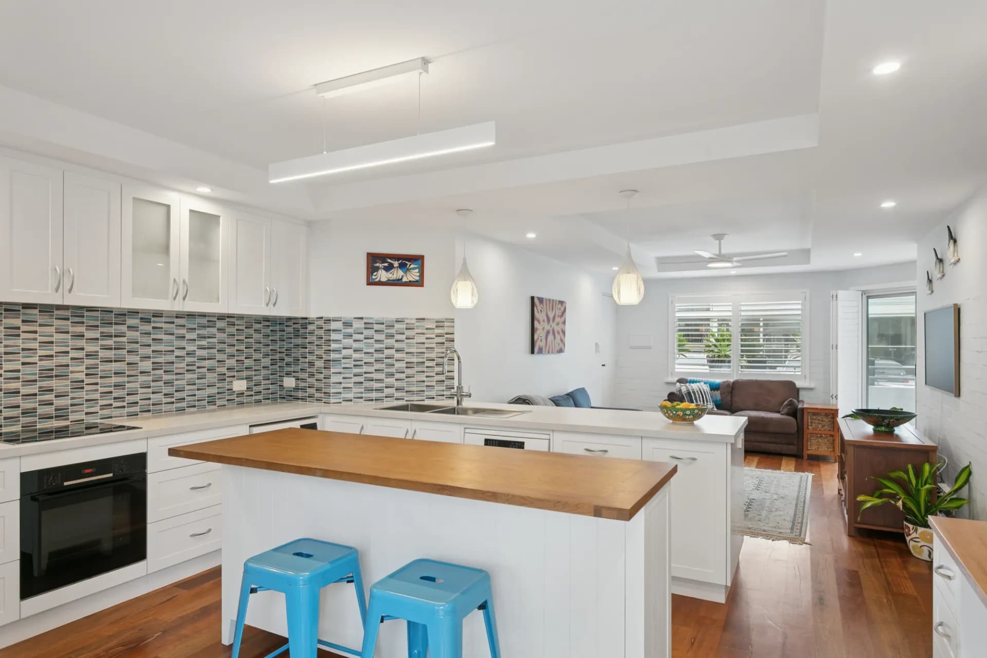2/4 Warnham Road, Cottesloe., Cottesloe - Thumbnail 4