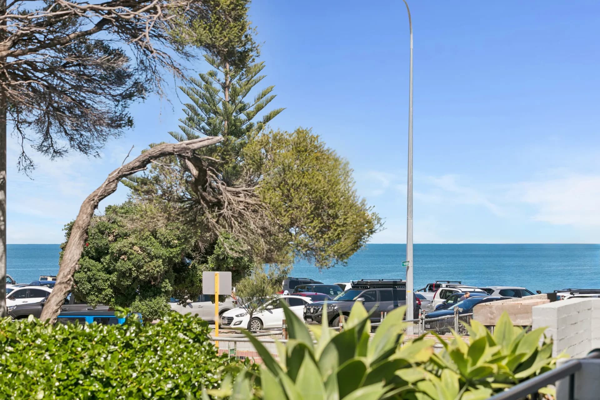 2/4 Warnham Road, Cottesloe., Cottesloe - Thumbnail 7