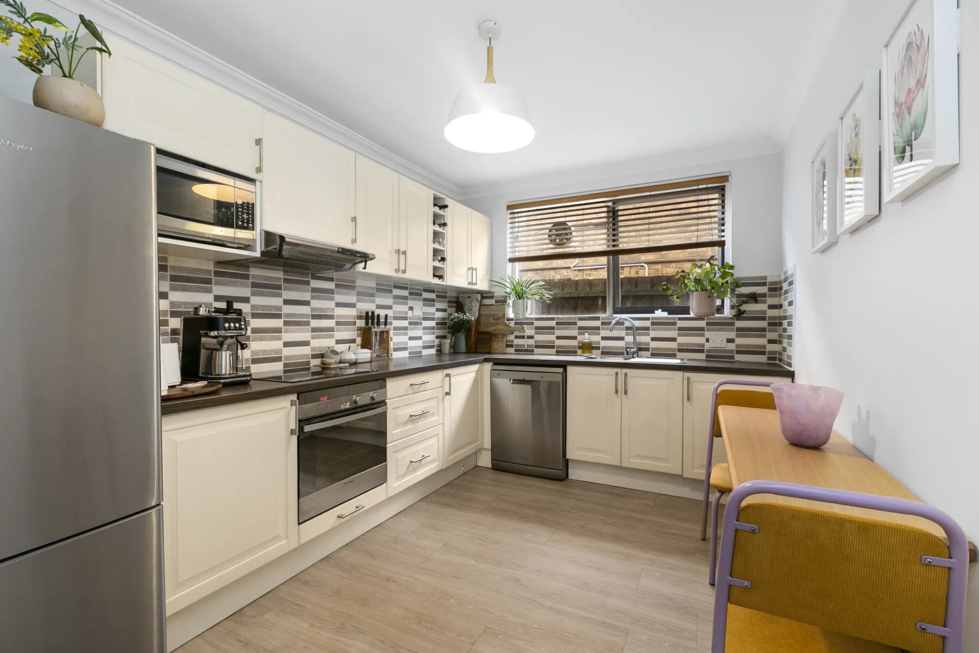 2/21 Bishop Street, Kingsville - Image 1