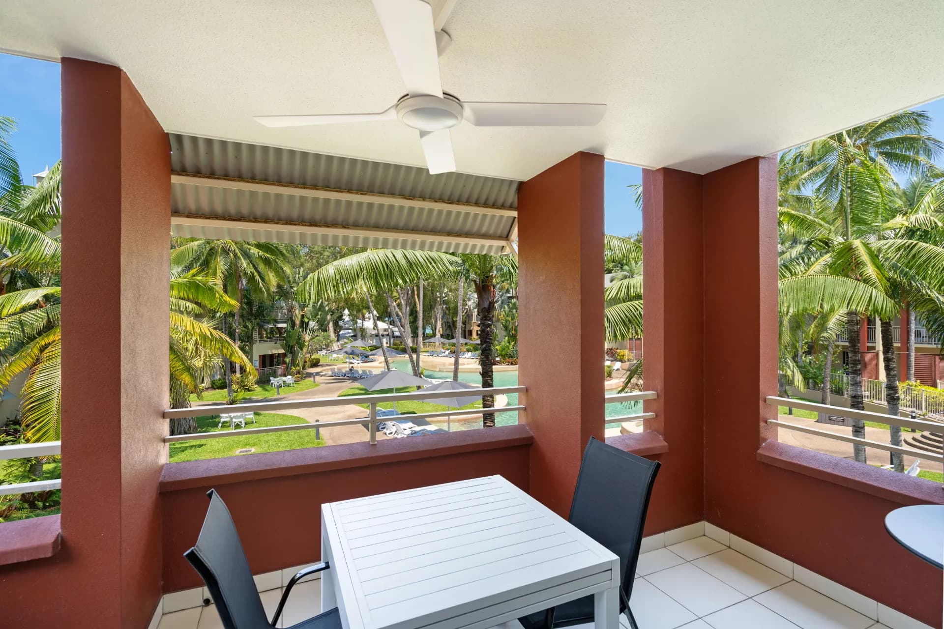49 Williams Esplanade, Palm Cove - Image 1