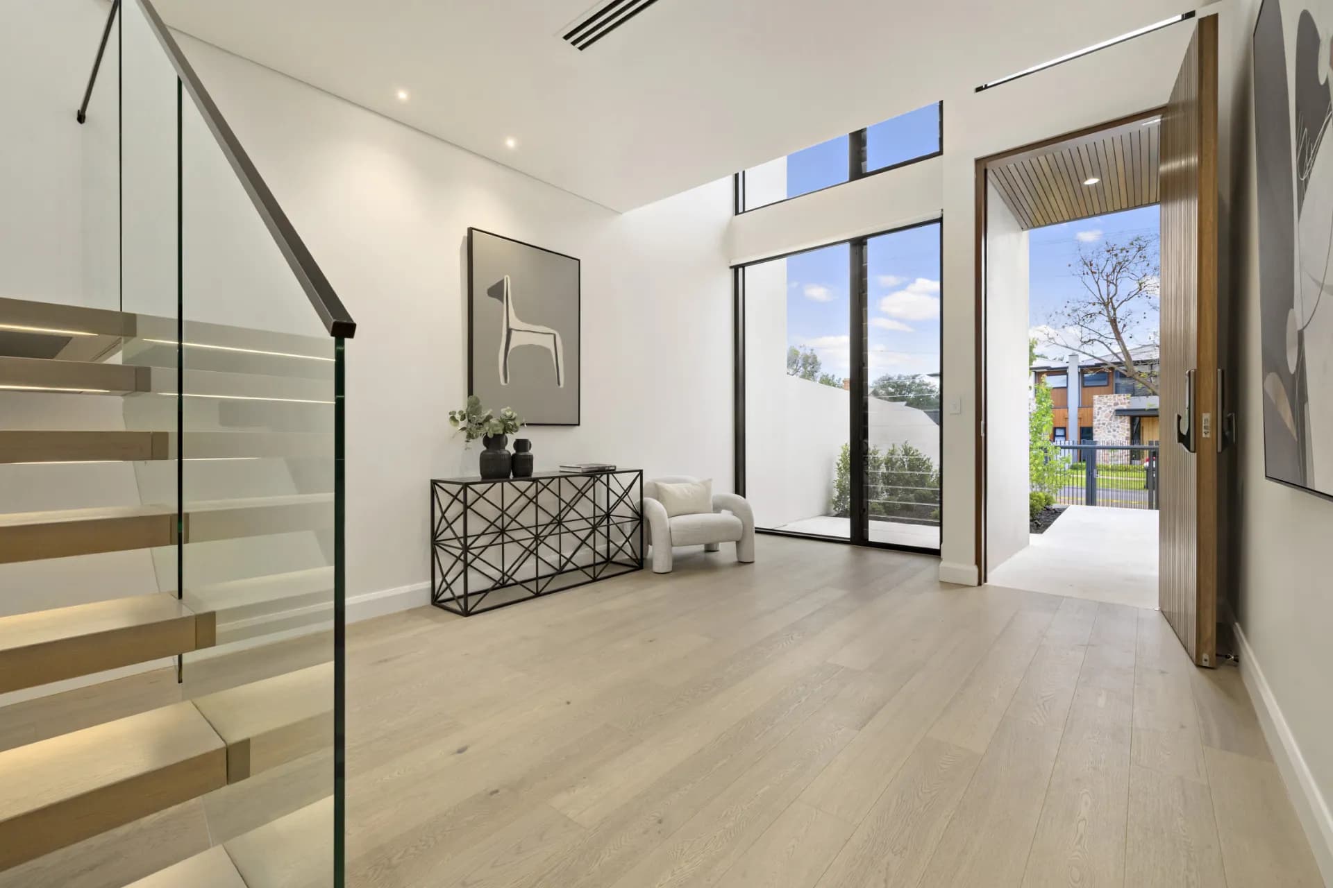 8 Peroomba Avenue, Kensington Gardens - Thumbnail 3