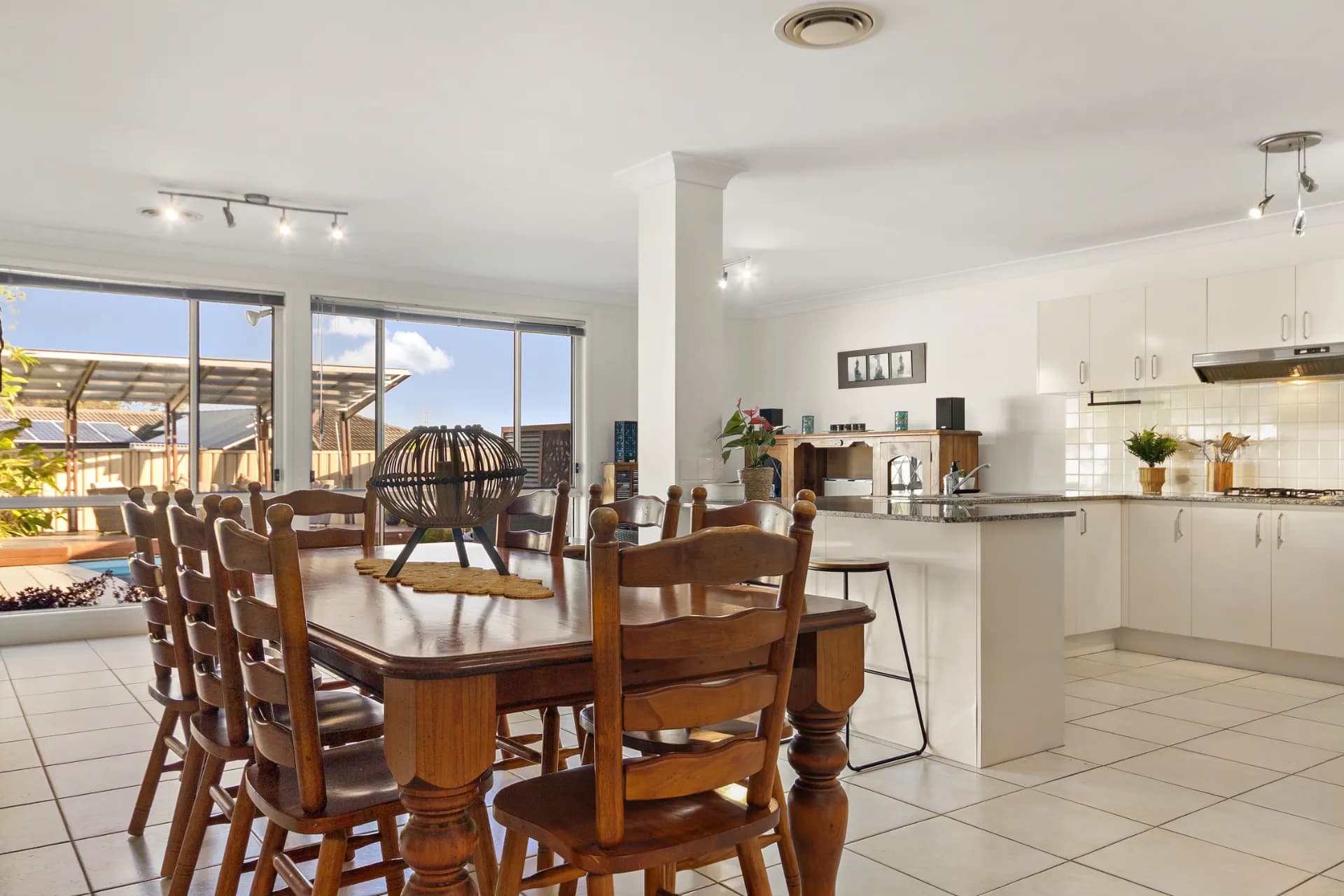 14 Brothers Court, Cameron Park - Thumbnail 4