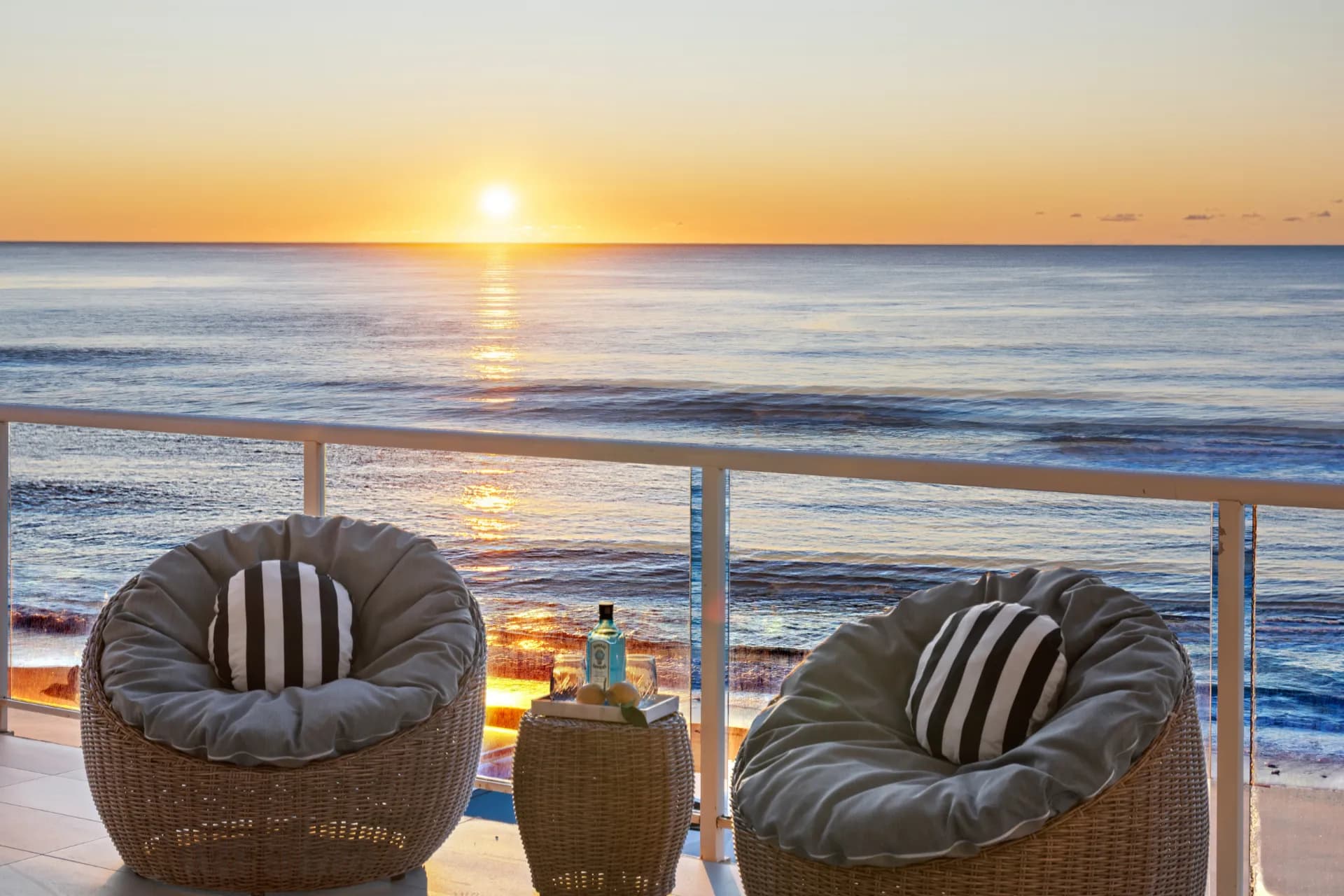 2/1192 Pittwater Road, Narrabeen., Narrabeen - Thumbnail 2