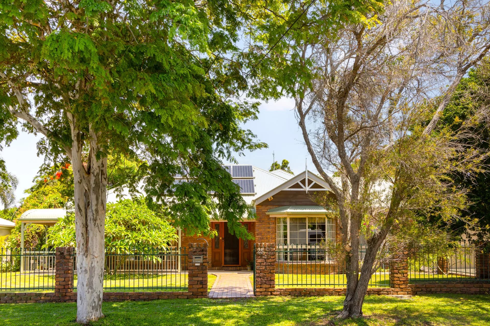 25 Bunton Street, Scarborough, QLD, Scarborough - Thumbnail 3
